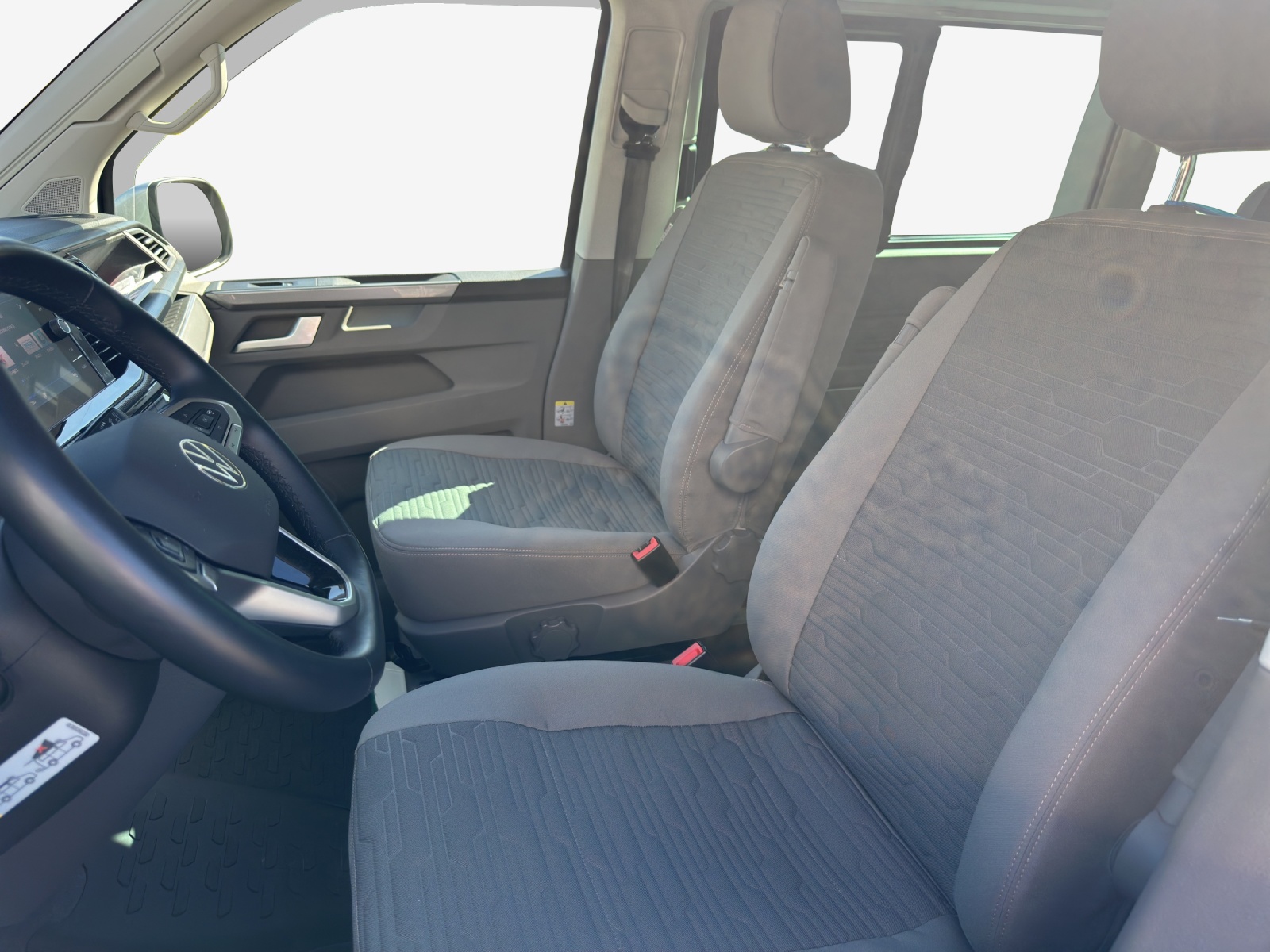 VW T6.1 California 2.0 TDI Ocean Liberty DSG-image-7
