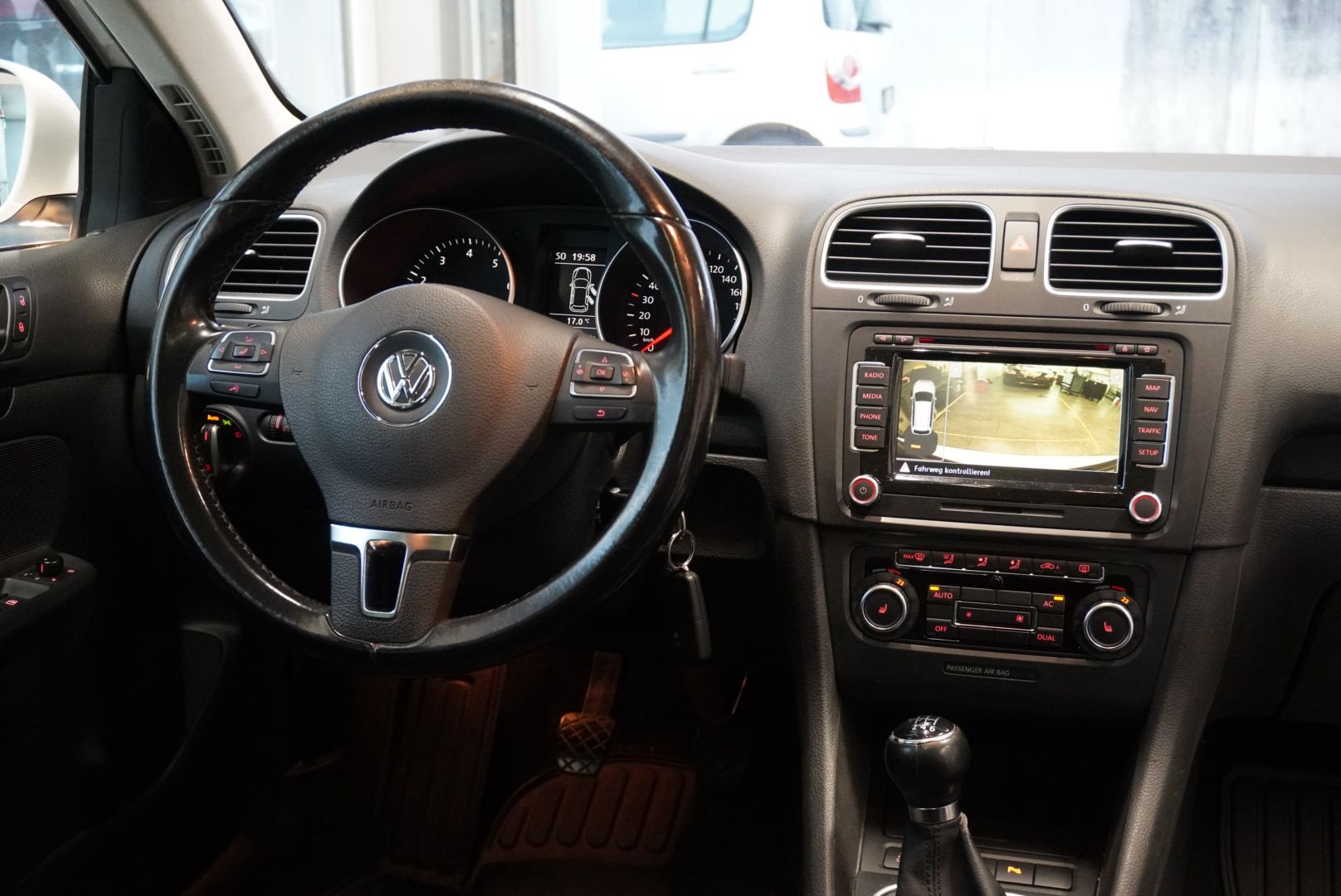 VW Golf Variant 1.4 TSI Comfortline-image-6