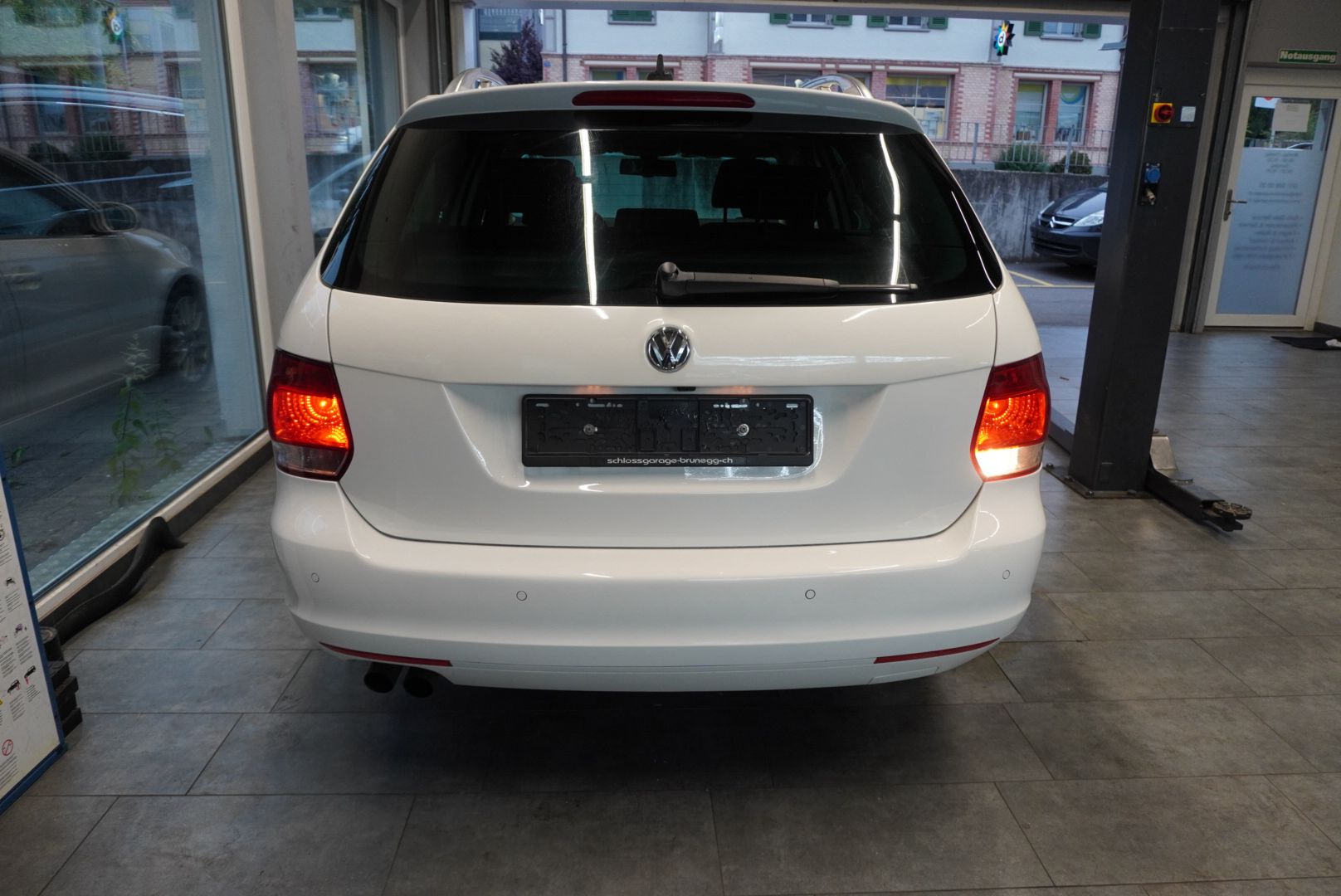 VW Golf Variant 1.4 TSI Comfortline-image-3