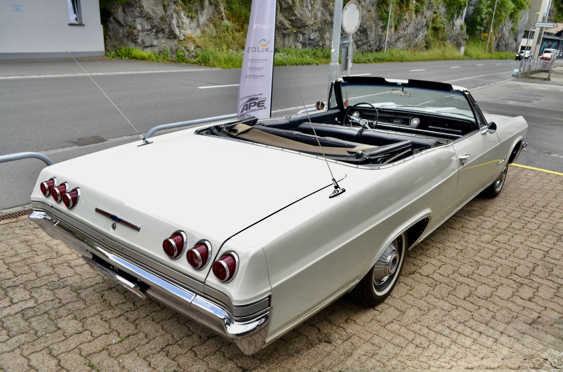 CHEVROLET Cabrio-image-3