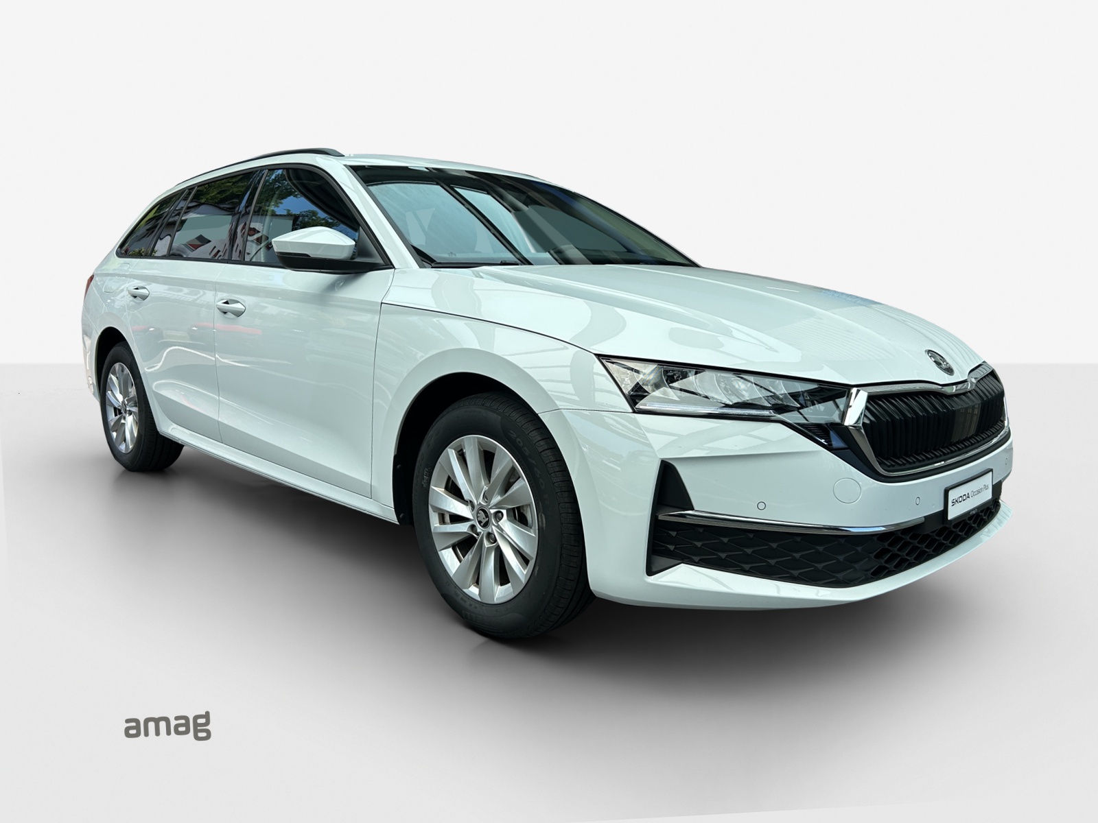 SKODA Octavia Combi 1.5 TSI mHEV DSG Dynamic-image-5