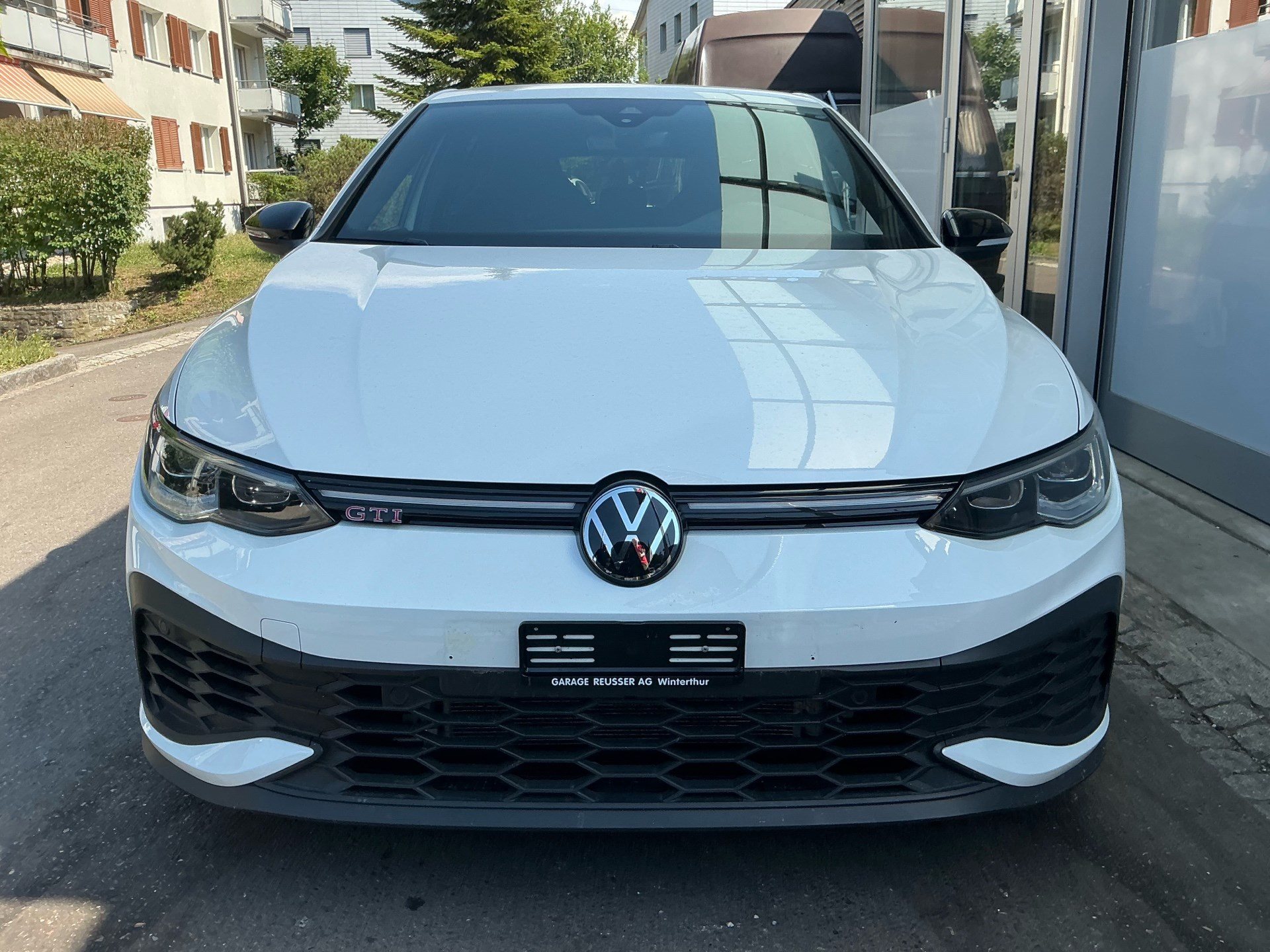 VW Golf GTI Clubsport *** GTI PERFORMANCE PAKET ***-image-1