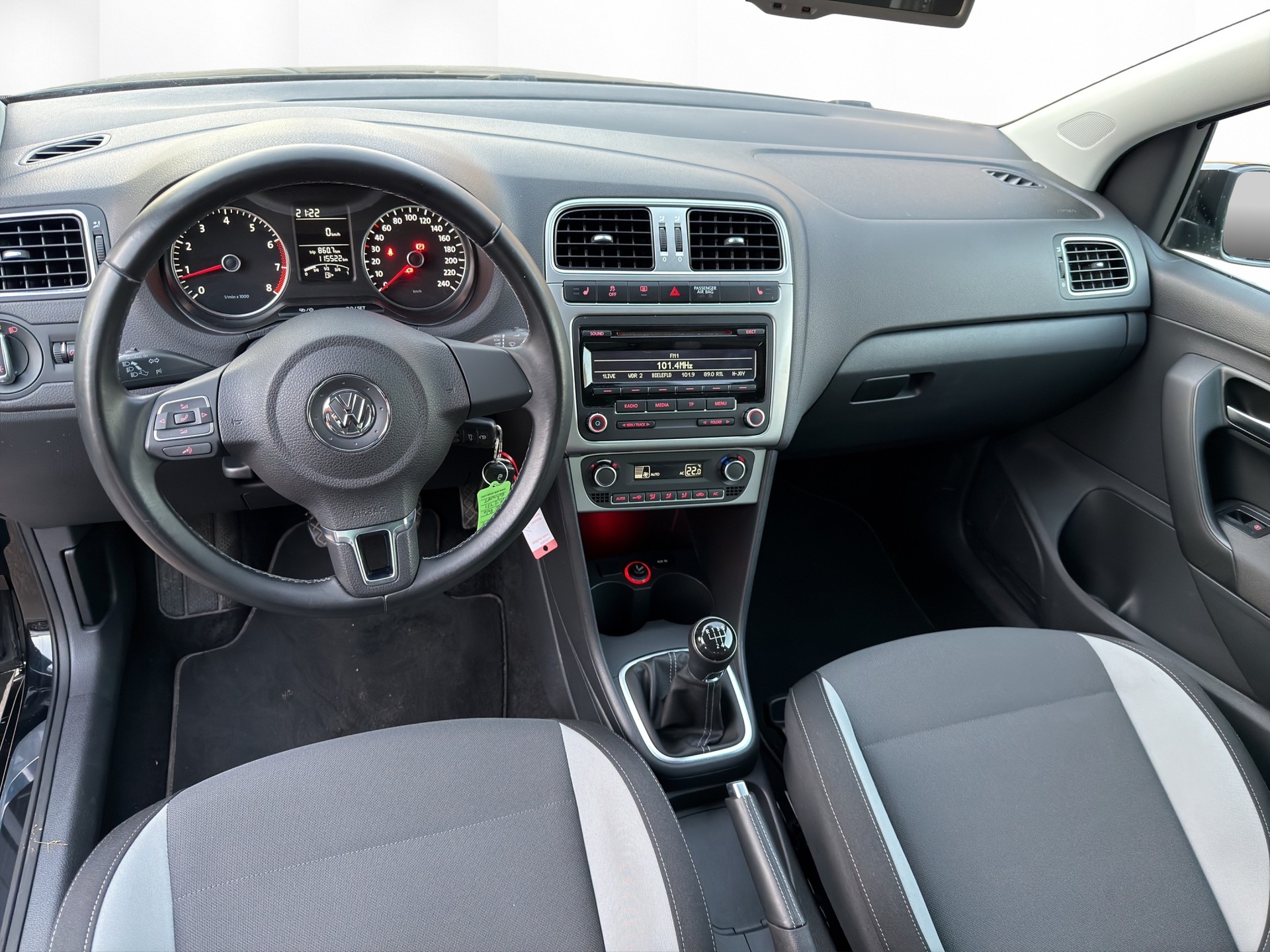 VW Polo 1.2 TSI Life-image-12