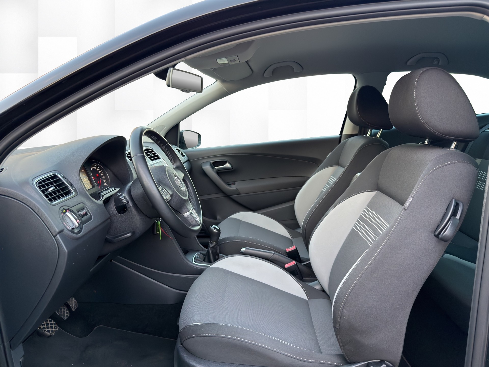 VW Polo 1.2 TSI Life-image-8