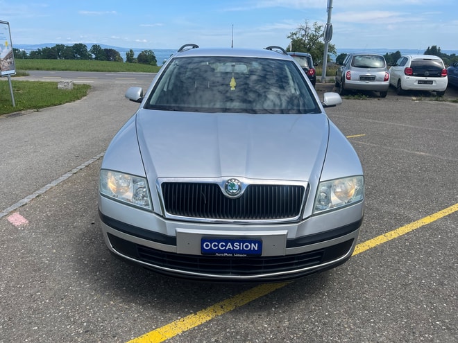 SKODA Octavia 1.9 TDI Swiss Adventure 4x4-image-4