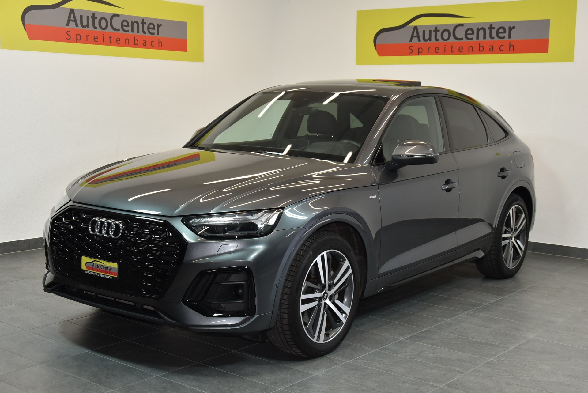 AUDI Q5 Sportback 50 TFSI e PHEV S line quattro S-tronic-image-1