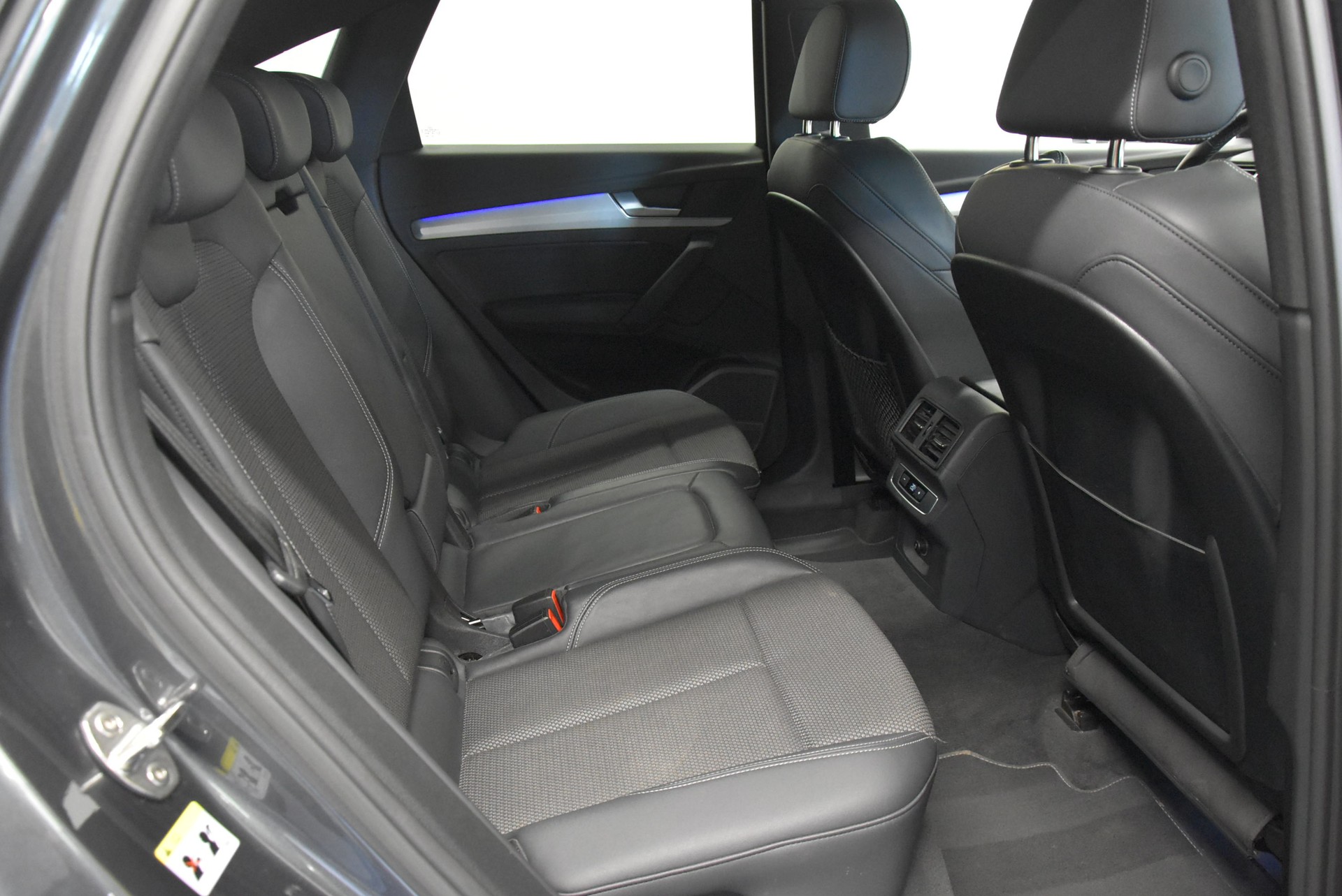 AUDI Q5 Sportback 50 TFSI e PHEV S line quattro S-tronic-image-9