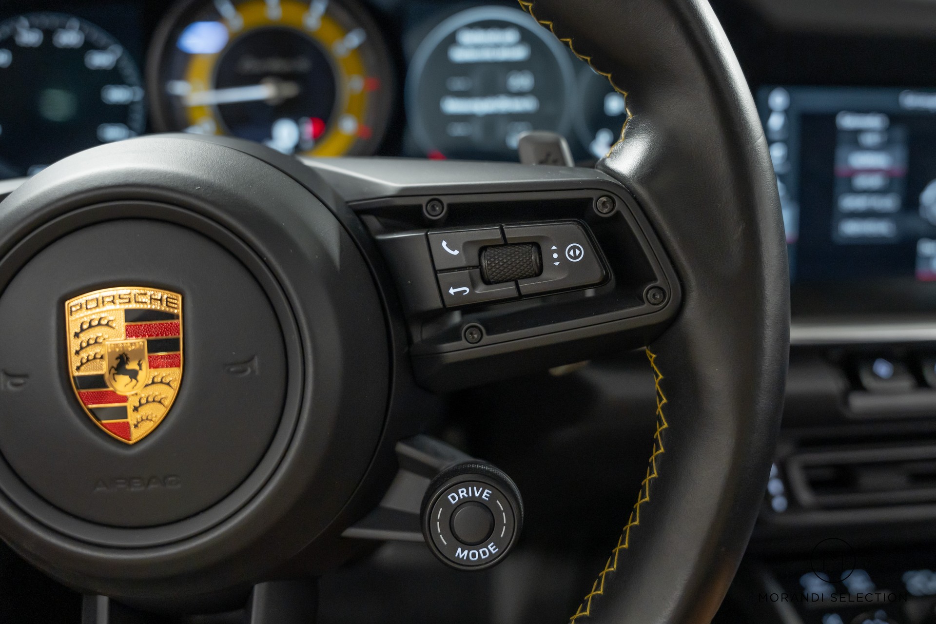 PORSCHE 911 Coupé 3.7 Turbo S PDK-image-22