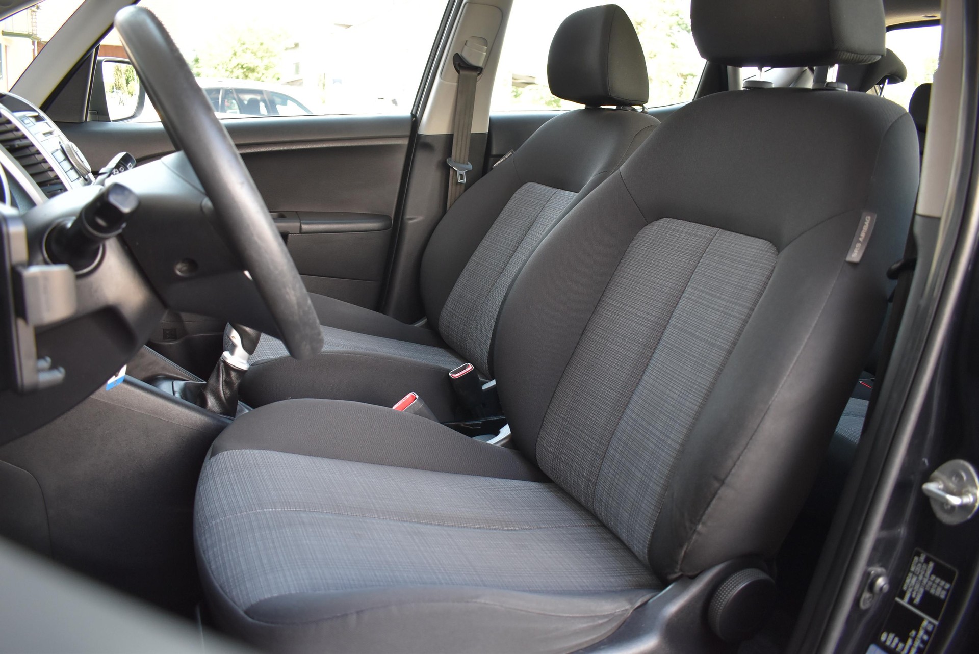 KIA Venga 1.4 CVVT Seven-image-11