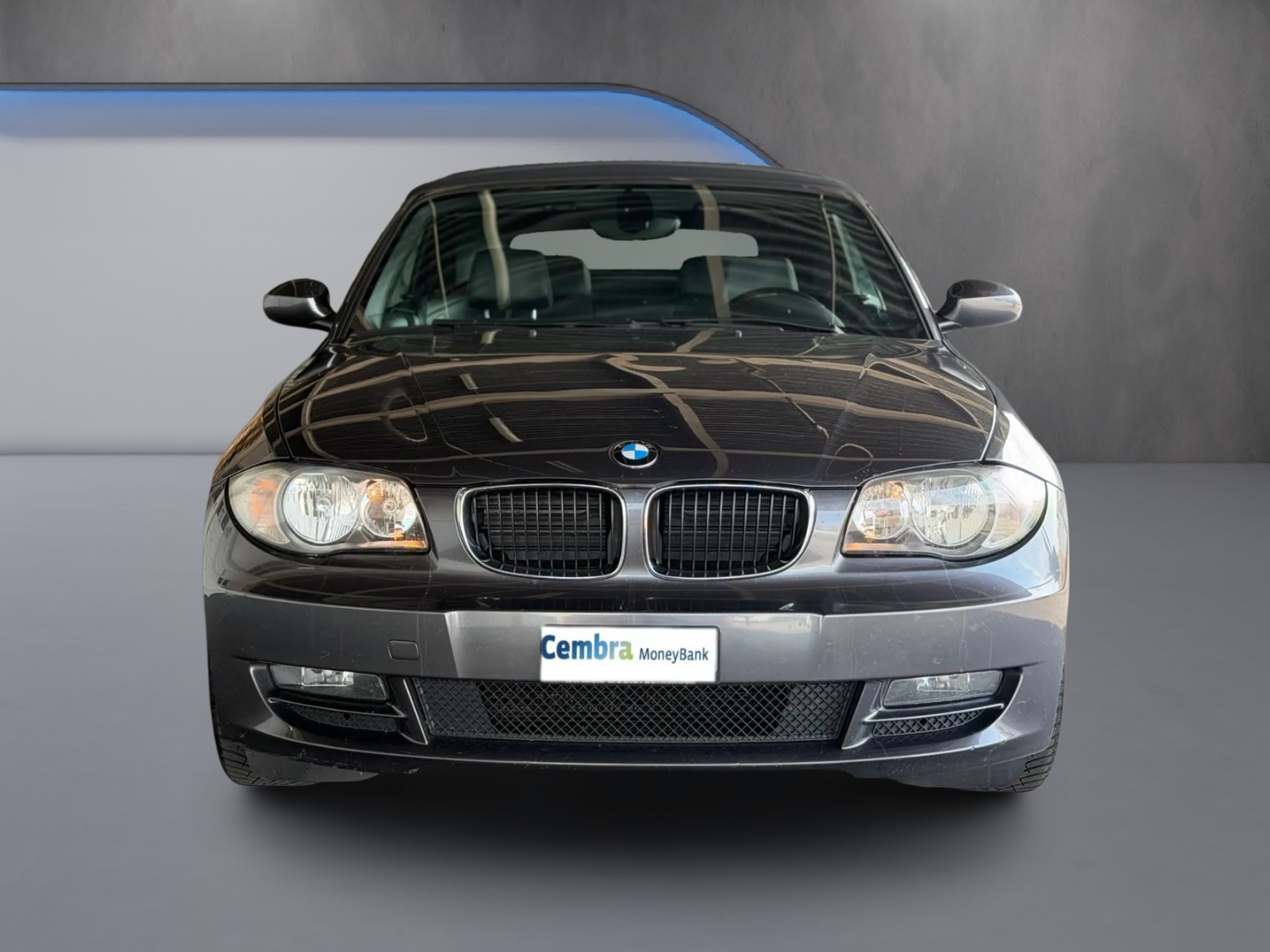 BMW 118i Cabrio-image-1