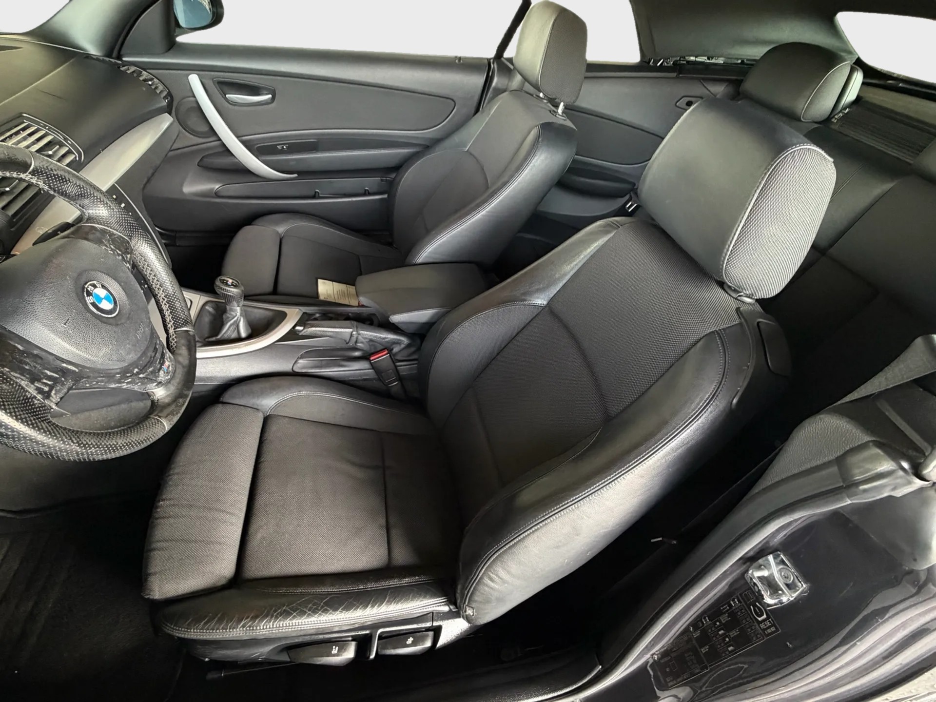 BMW 118i Cabrio-image-20