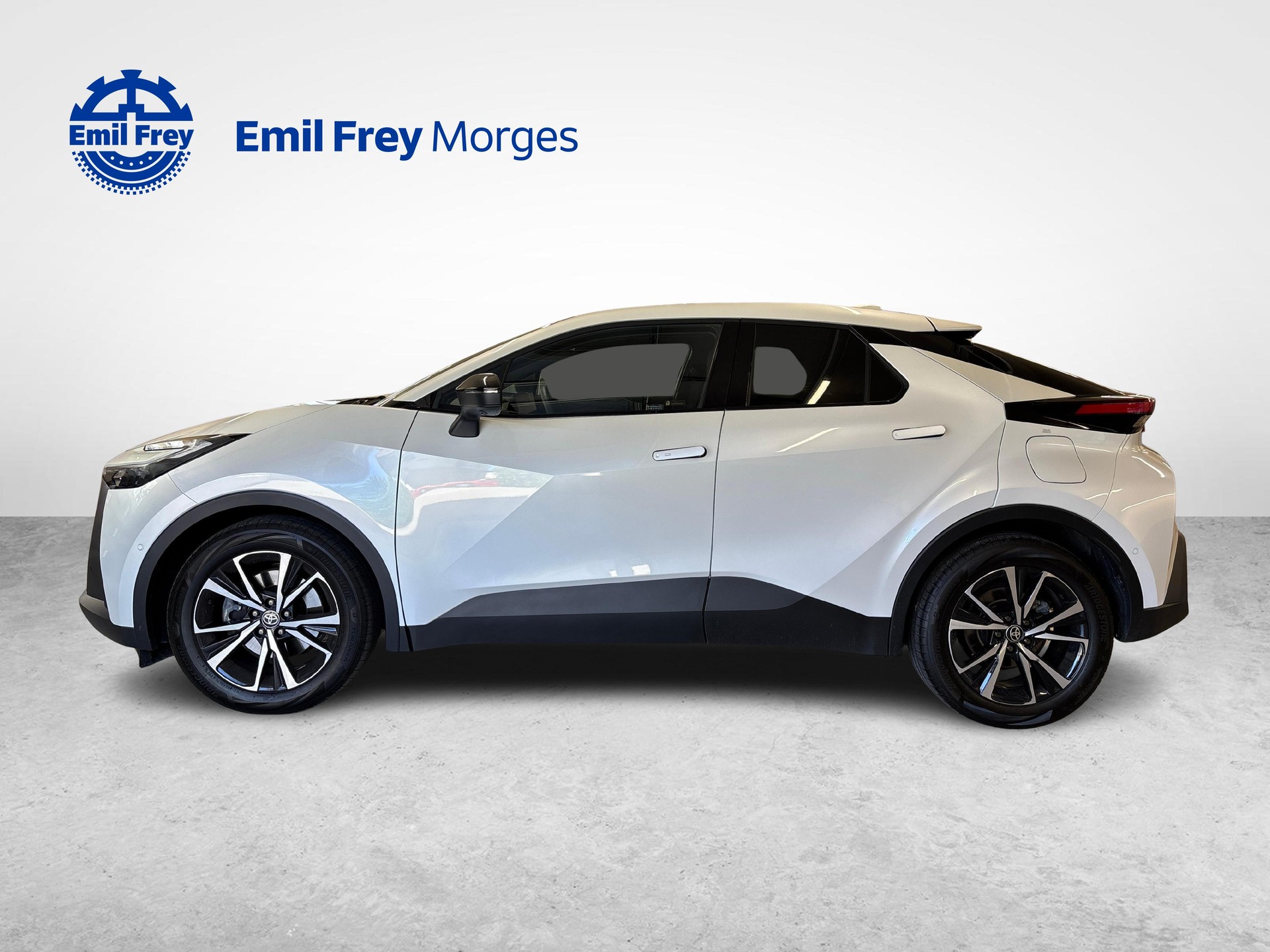 TOYOTA C-HR 2.0 HEV Trend 4x4-image-1