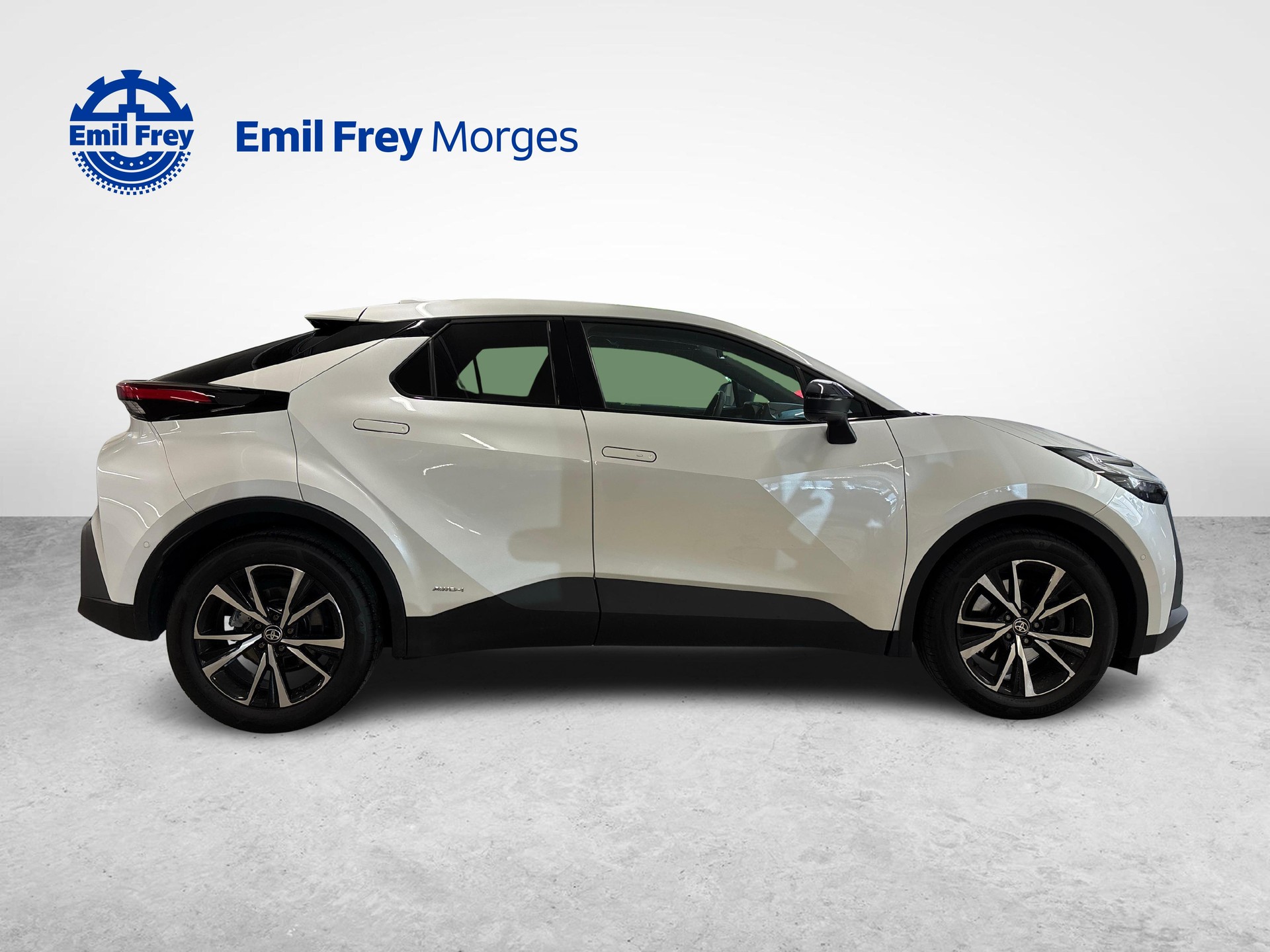TOYOTA C-HR 2.0 HEV Trend 4x4-image-1