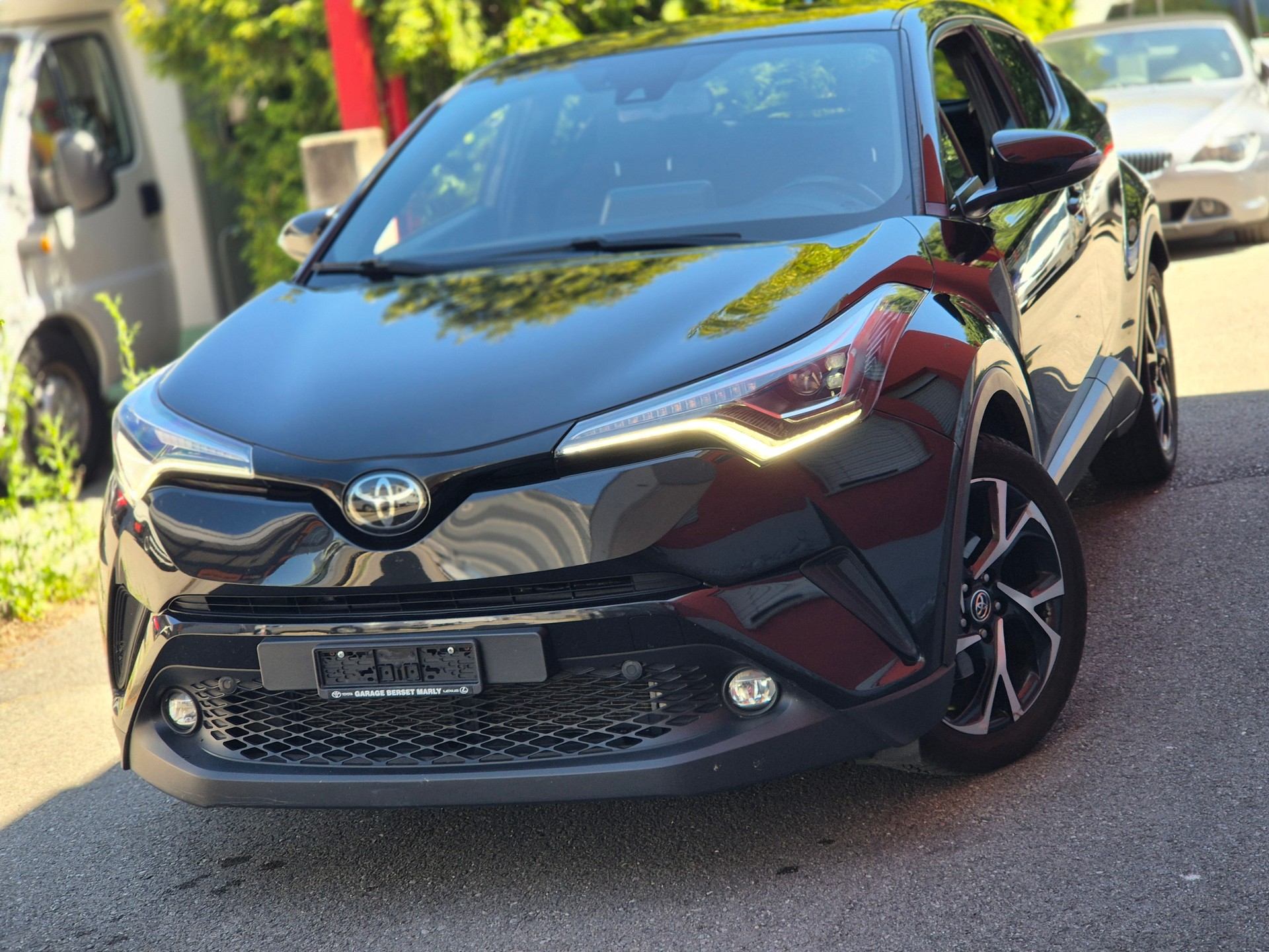 TOYOTA C-HR 1.2 Turbo Trend 4WD Multidrive S-image-3