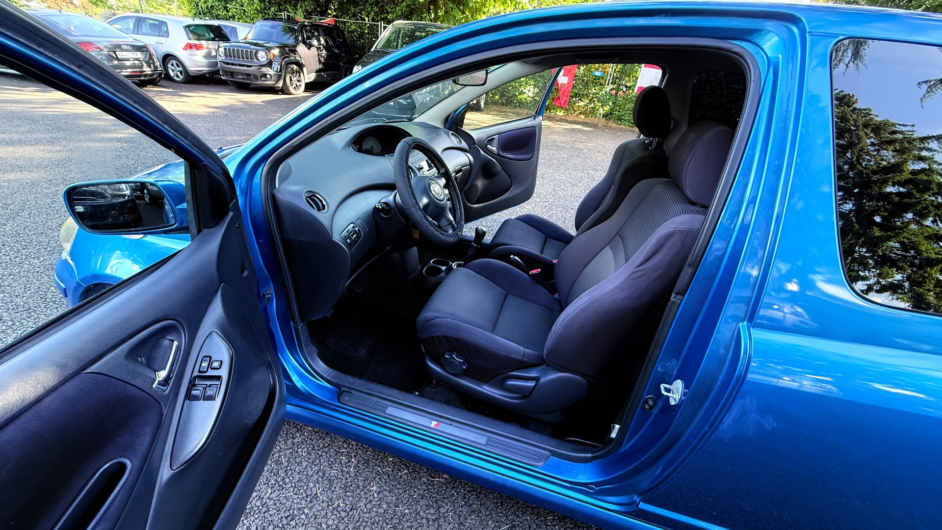 TOYOTA Yaris 1.5 TS-image-8