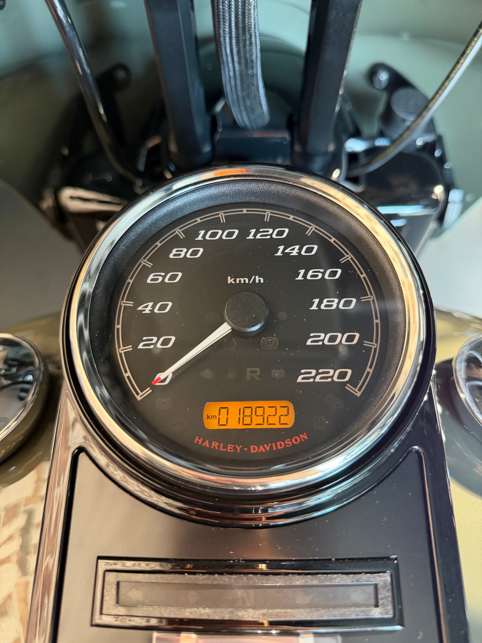 HARLEY-DAVIDSON FLHRXS Road King Special 114-image-12
