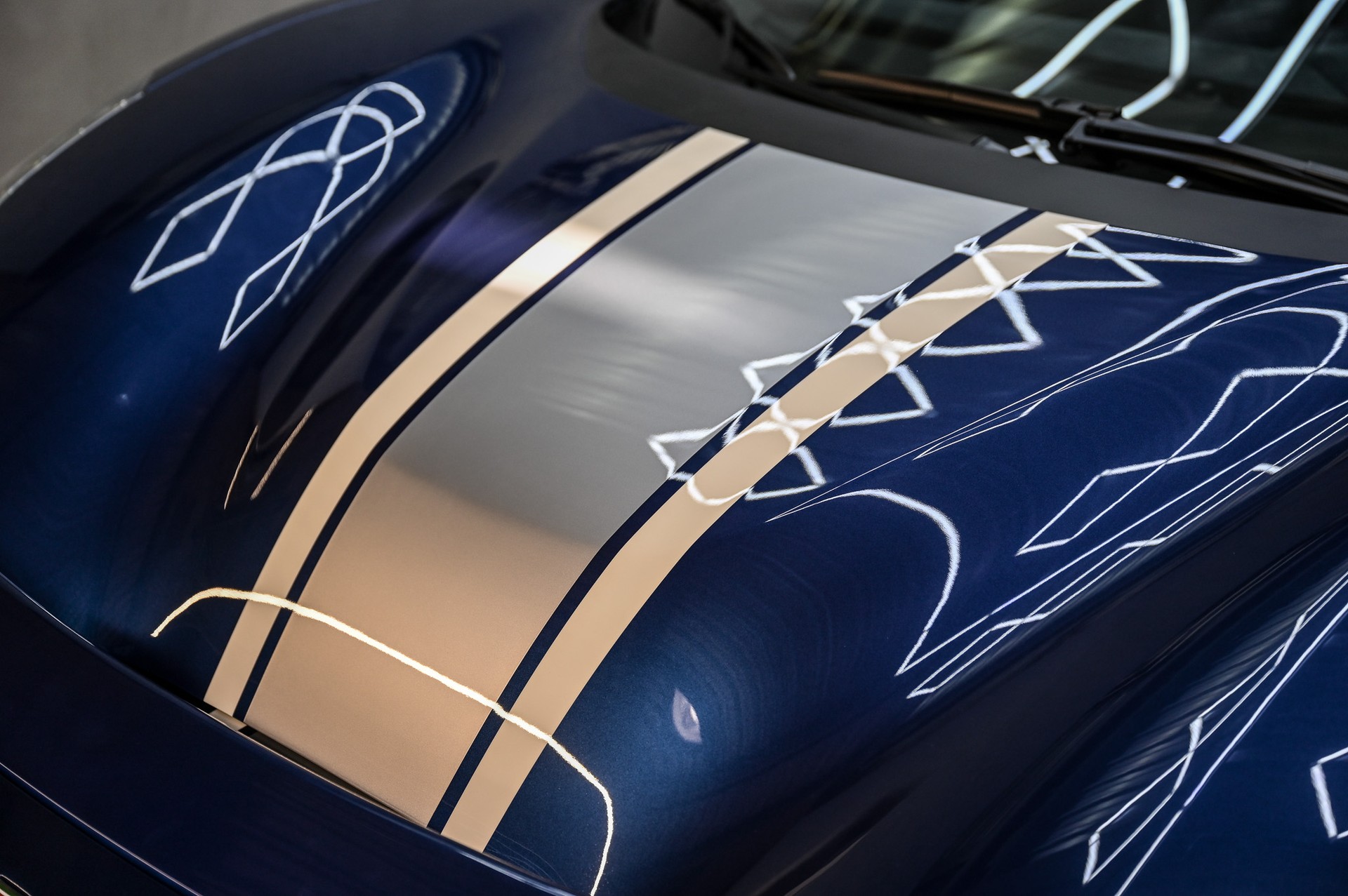 FERRARI 488 Pista Spider-image-19