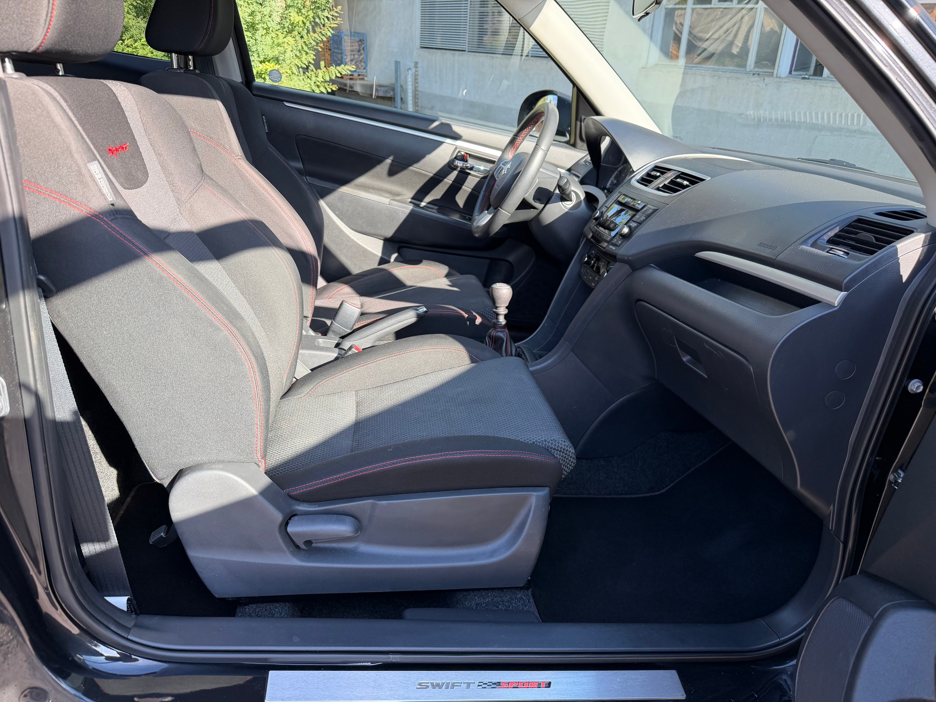 SUZUKI 👉🏻Swift 1.6i 16V Sport-image-13