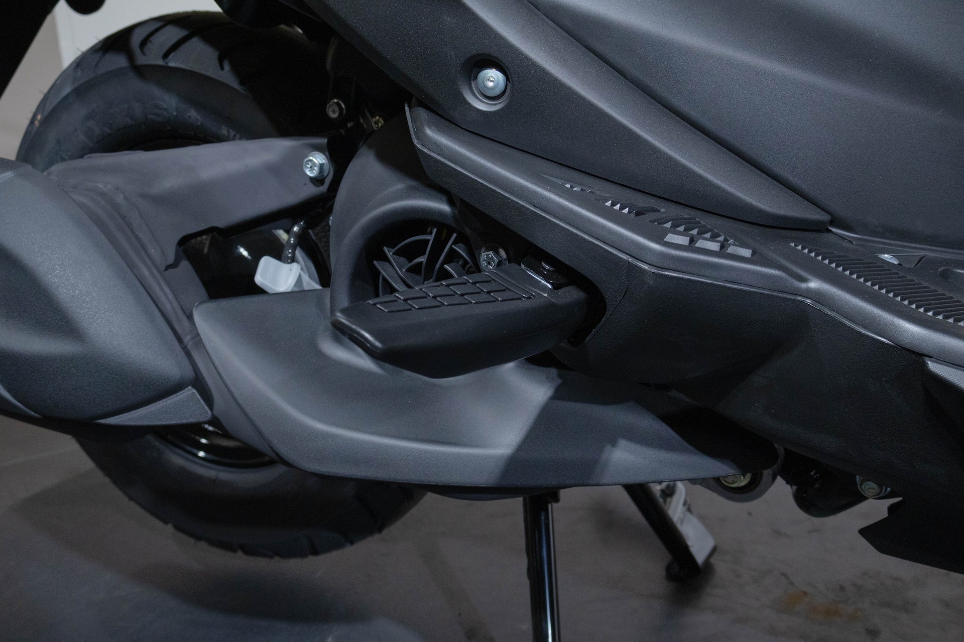 YAMAHA RayZR-image-15