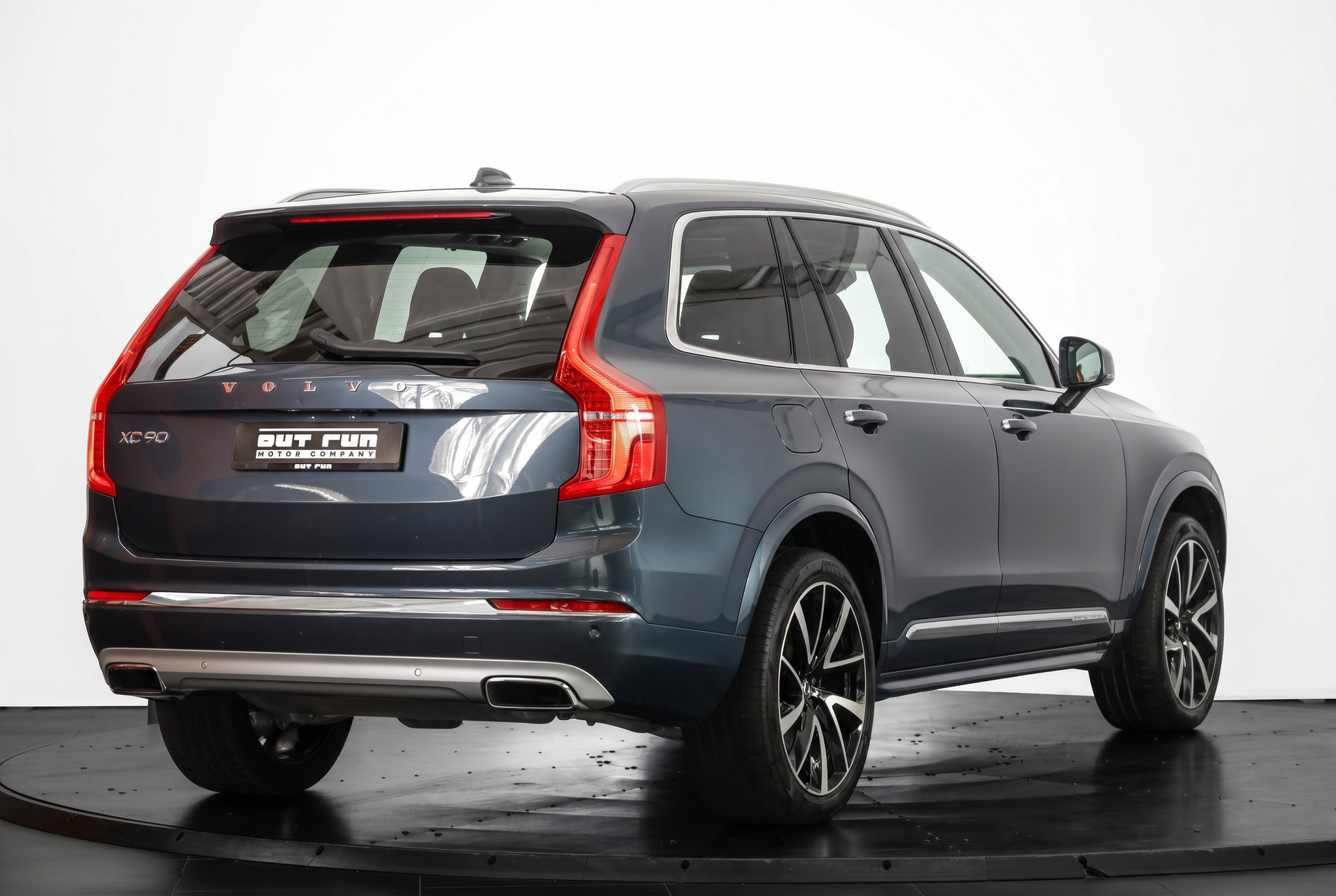 VOLVO XC90 T8 eAWD Inscription Geartronic-image-5