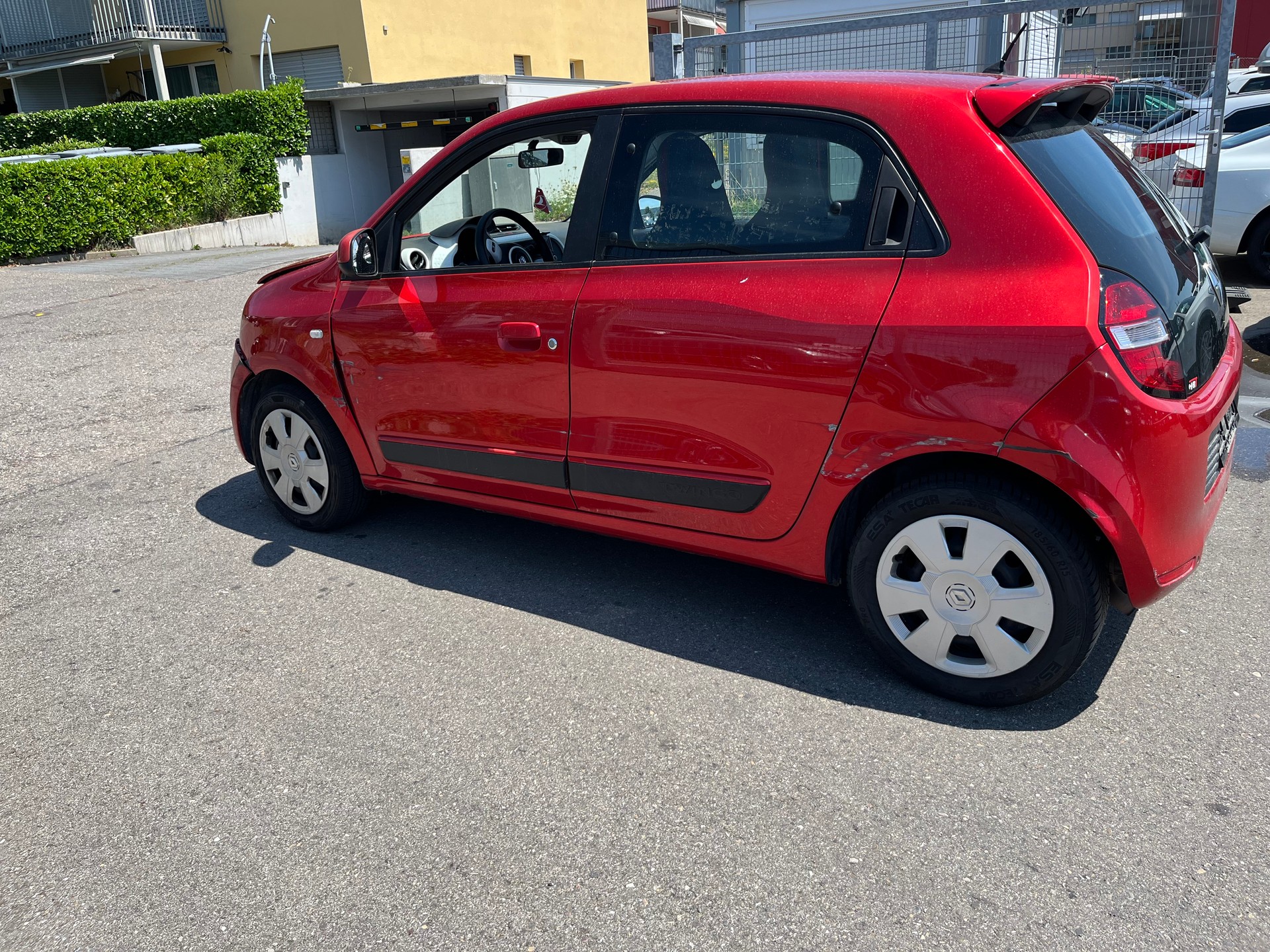 RENAULT Twingo 1.0 Zen-image-1