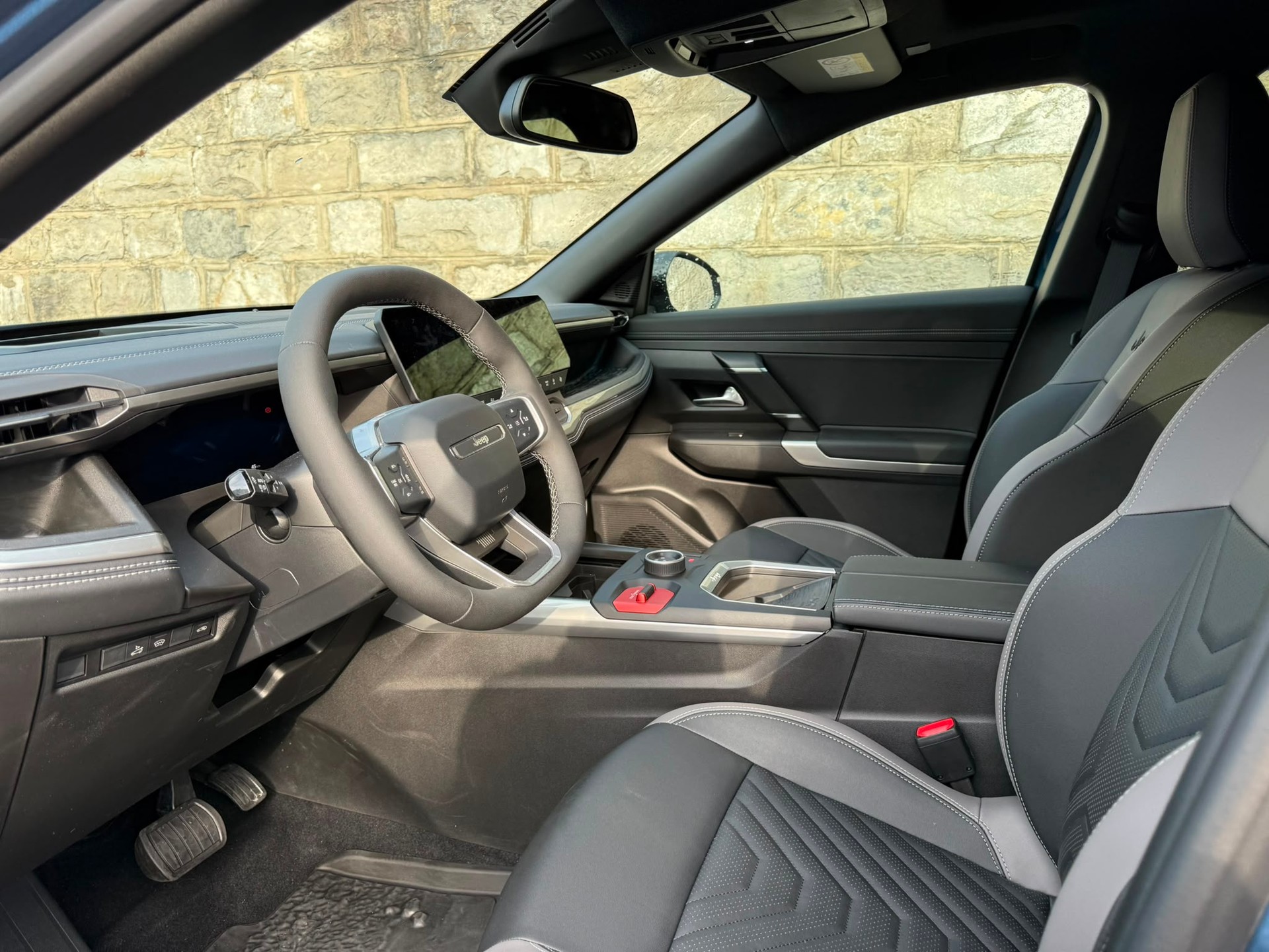 JEEP Compass 1.2 T e-Hybrid First Edition-image-6