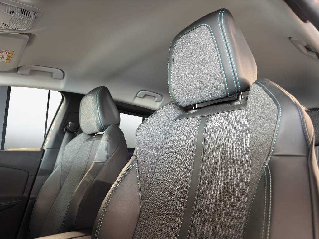 PEUGEOT 3008 1.2 PureTech Allure Pack EAT8-image-9