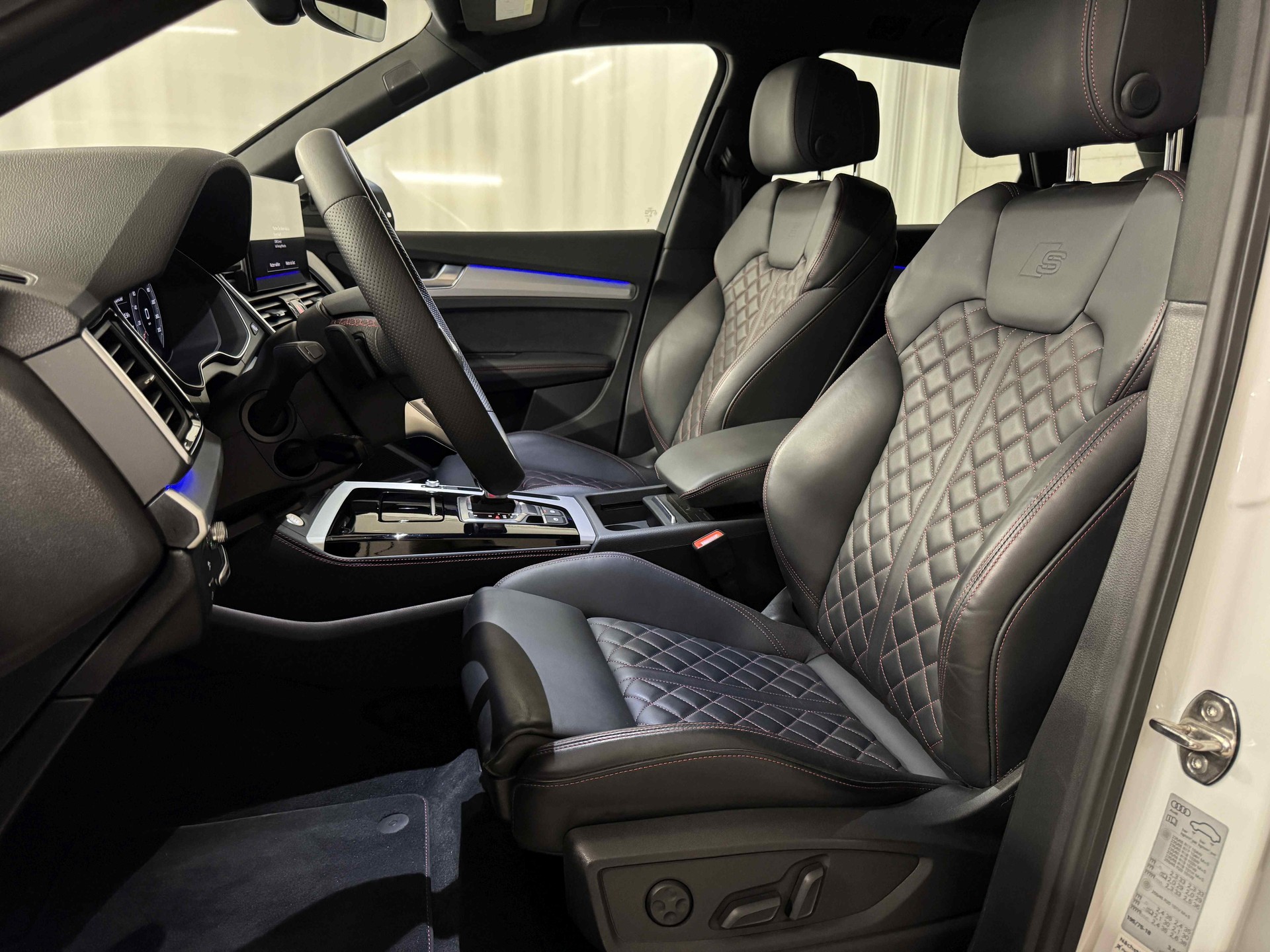 AUDI Q5 40 TDI S-line quattro S-tronic-image-7