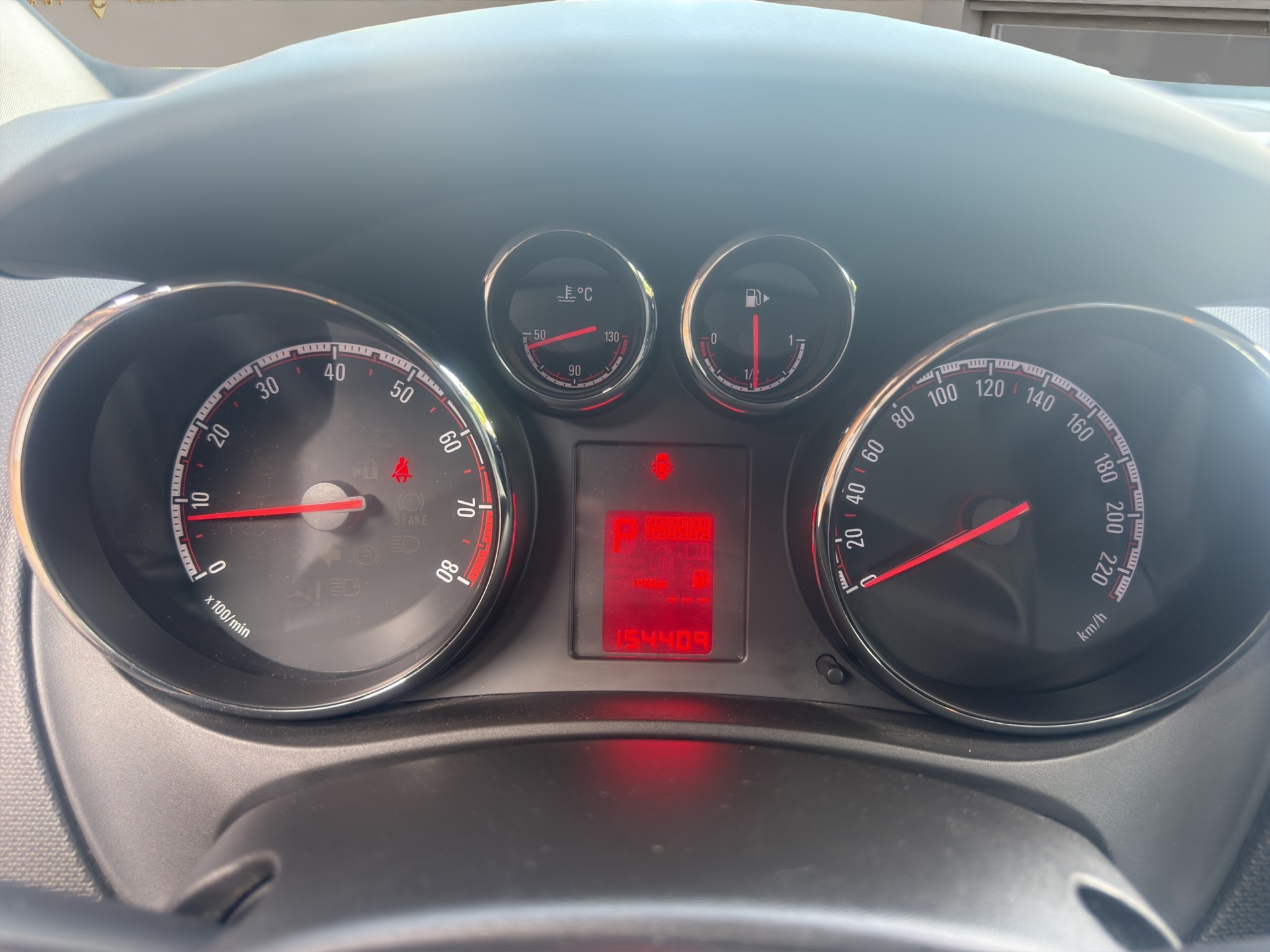 OPEL Meriva 1.4 Turbo Color Edition Automatic-image-8