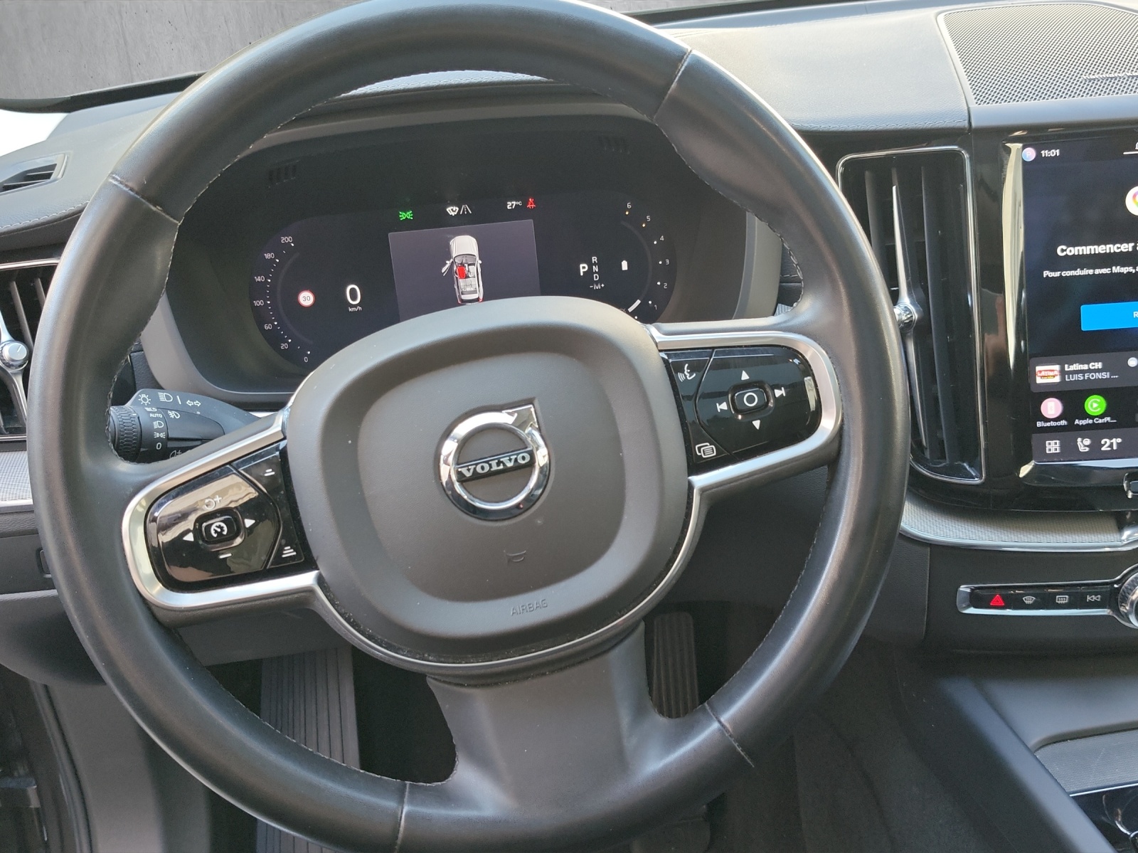 VOLVO XC60 2.0 B4 MH Ultimate Dark AWD-image-8