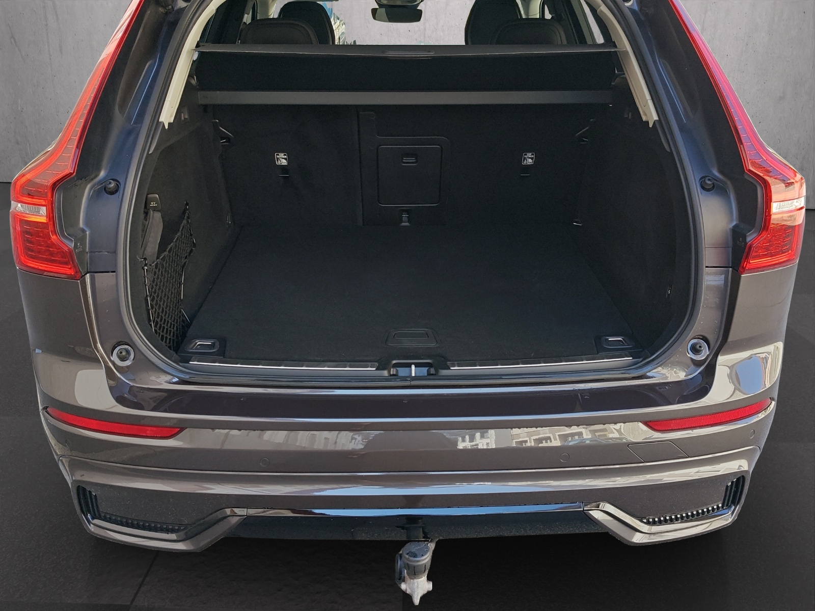 VOLVO XC60 2.0 B4 MH Ultimate Dark AWD-image-14