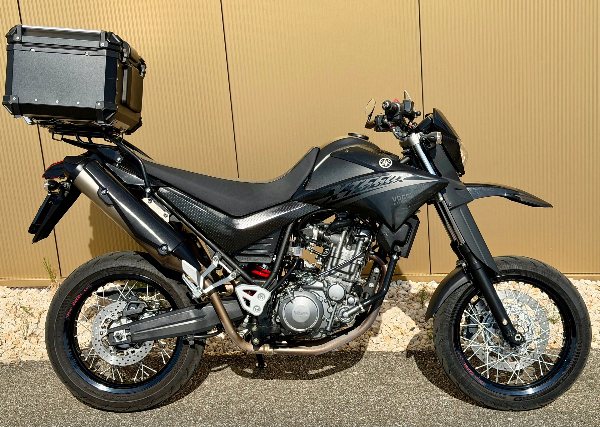 YAMAHA XT 660 X Supermotard-showroom-element-3