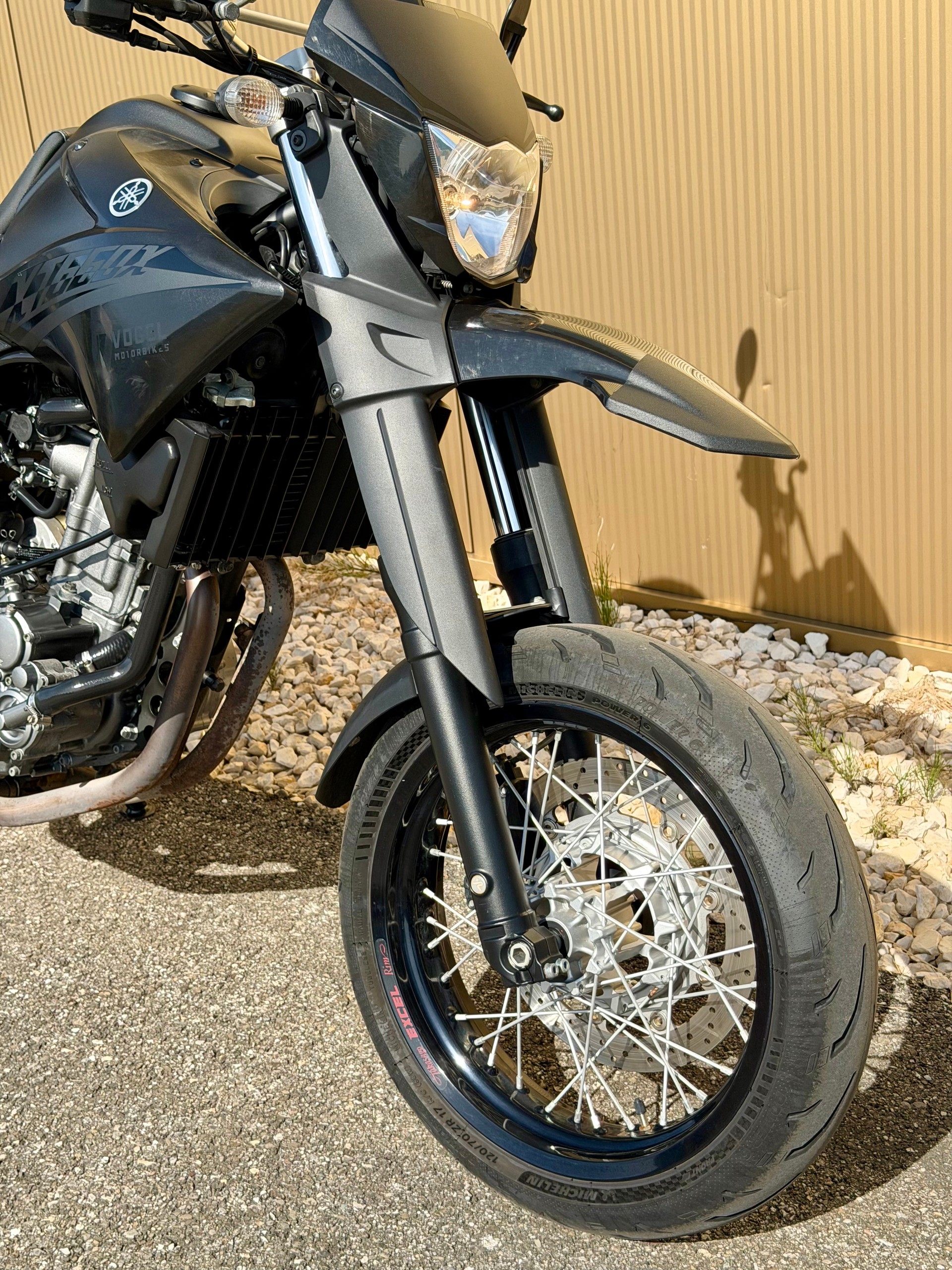 YAMAHA XT 660 X Supermotard-showroom-element-2