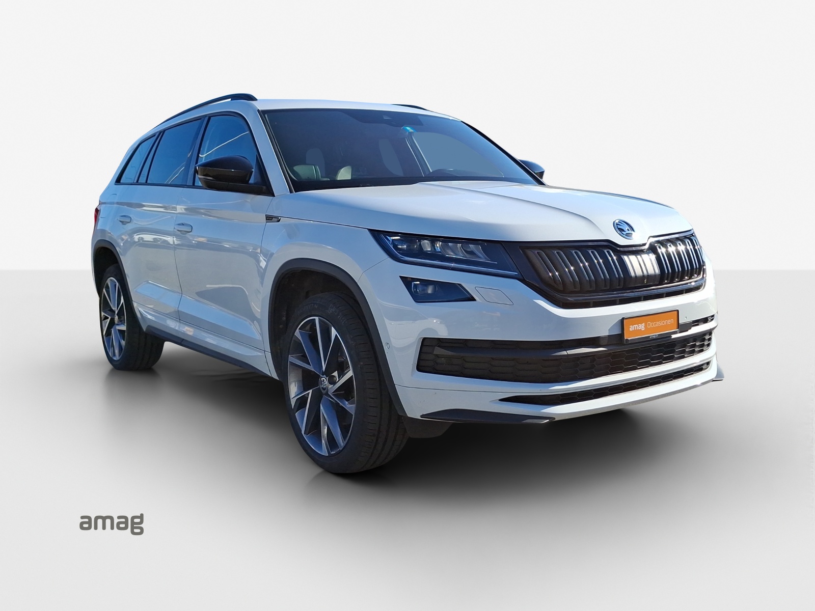 SKODA Kodiaq 2.0 TSI 4x4 Sport Line-image-6
