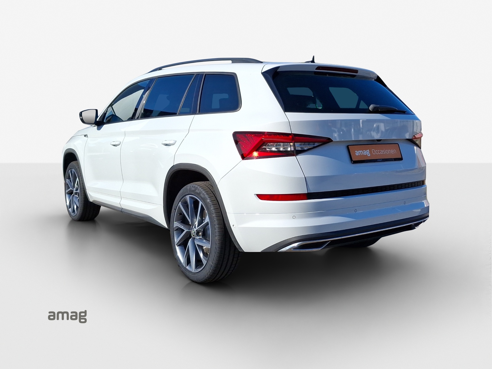 SKODA Kodiaq 2.0 TSI 4x4 Sport Line-showroom-element-3