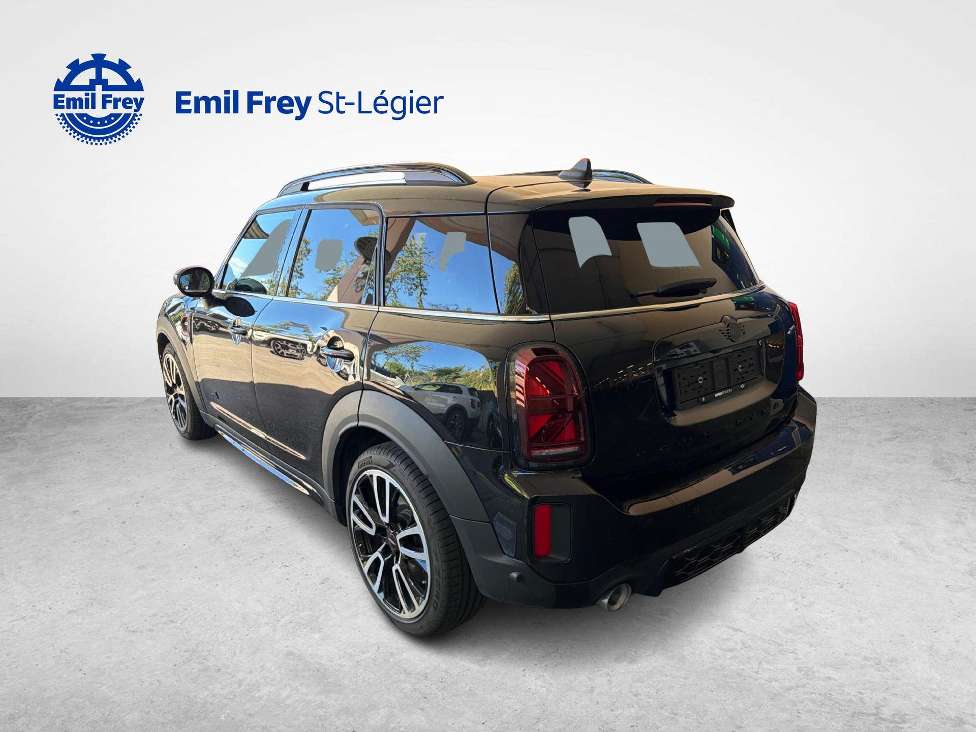MINI Countryman F60 2.0i John Cooper Works ALL4-image-2