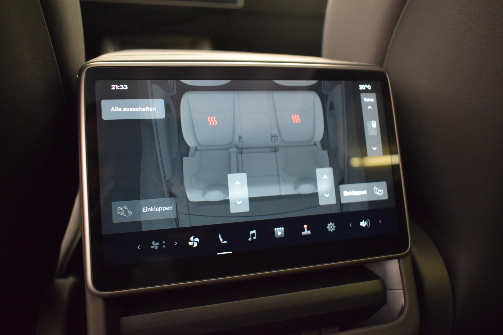 TESLA Model Y Performance AWD 626PS, 21 Zoll, Carbon, Made in Berlin-image-27