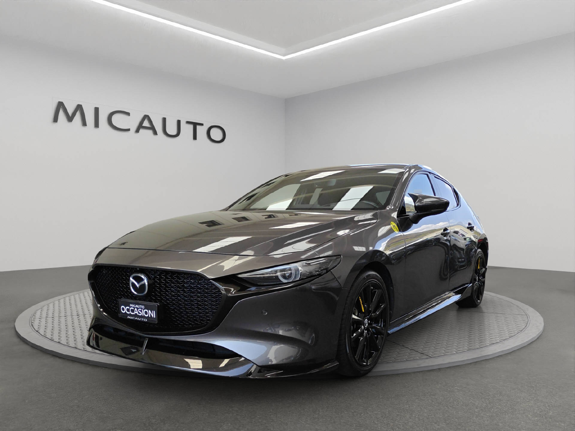 MAZDA 3 Hatchback 2.0 180 Revolution AWD-image-3