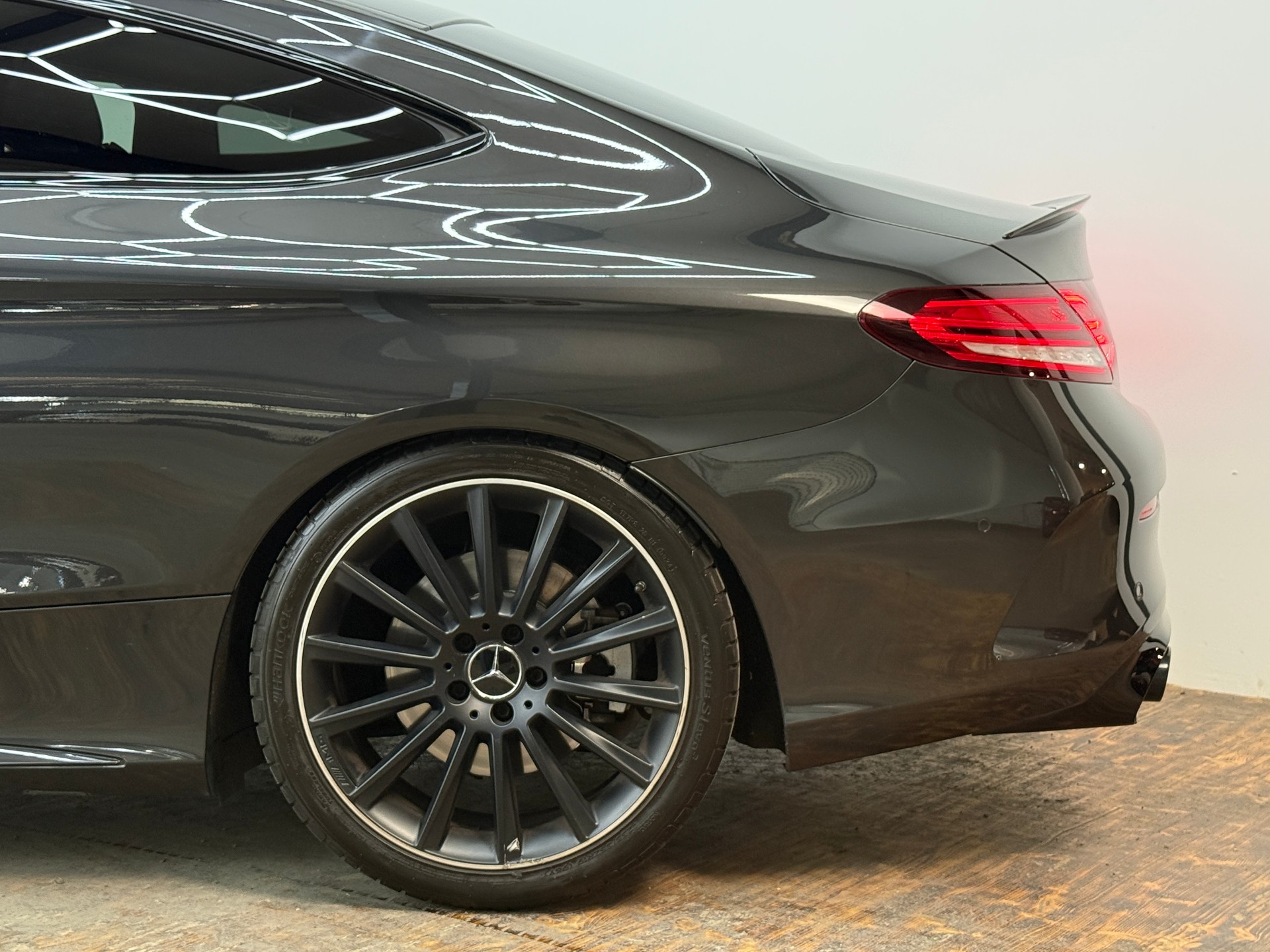 MERCEDES-BENZ C 43 AMG 4Matic 9G-tronic-image-7