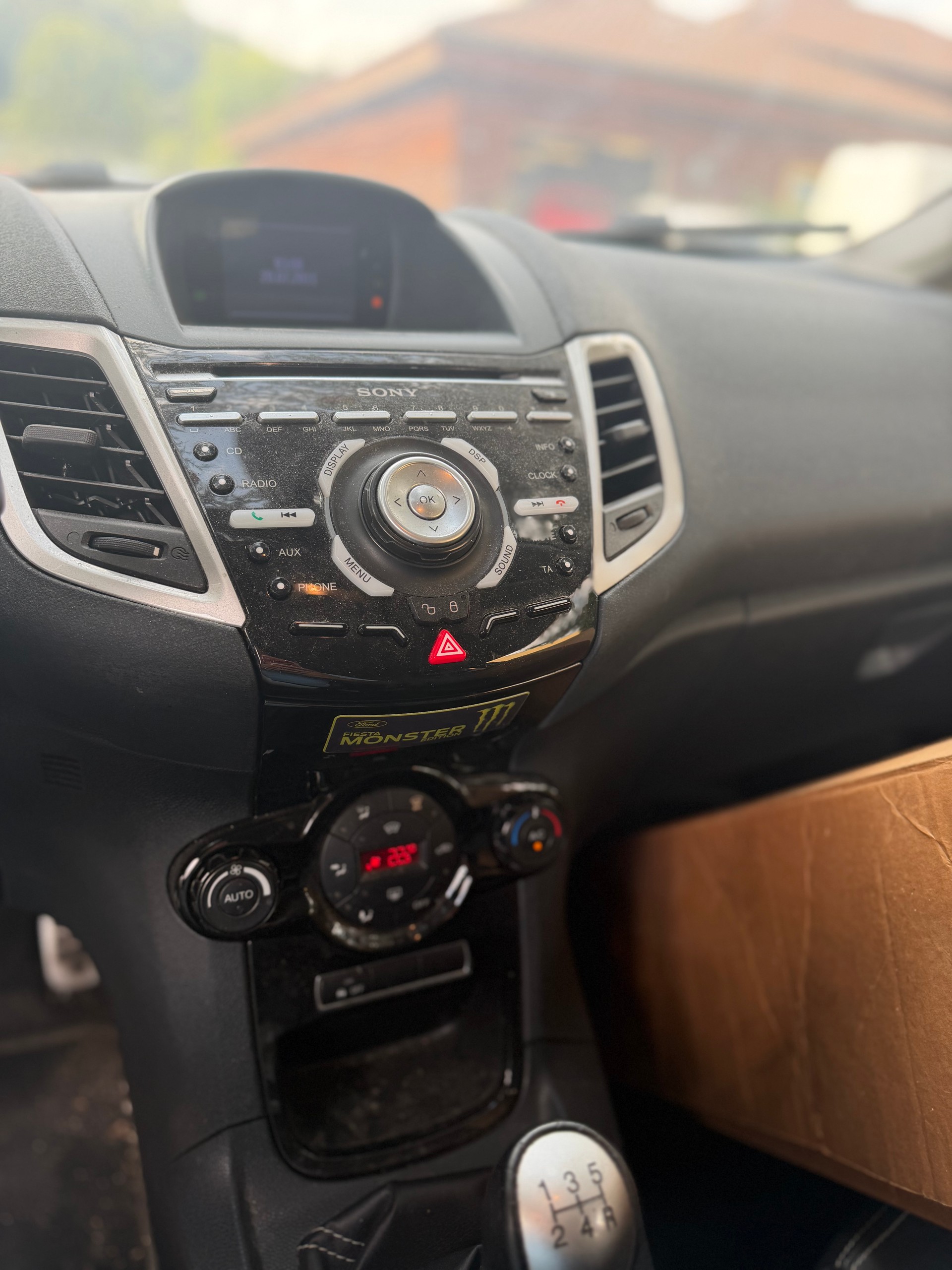 FORD Fiesta 1.6 16V Sport+-image-9
