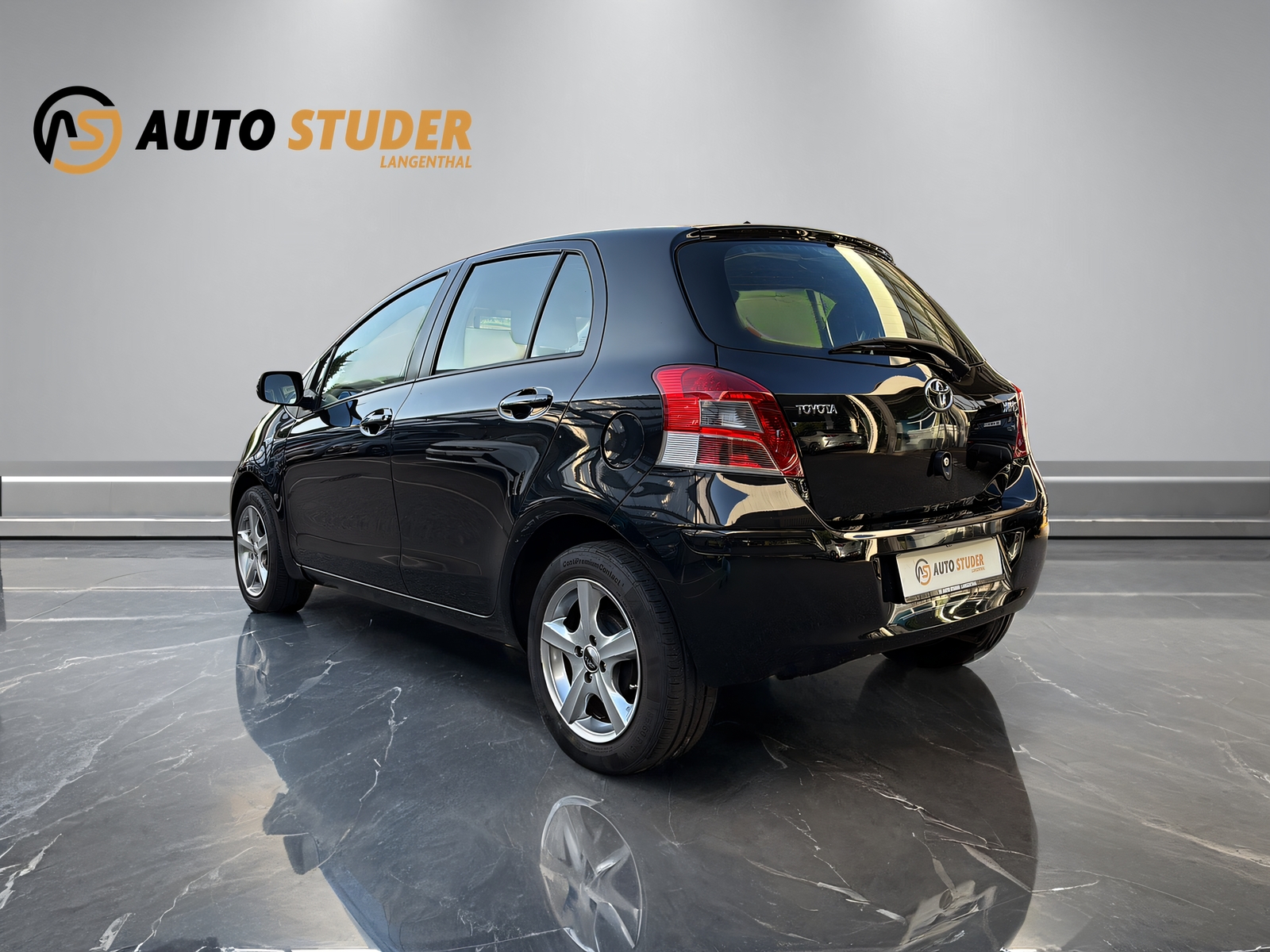 TOYOTA Yaris 1.33 VVT-i Linea Luna-image-8