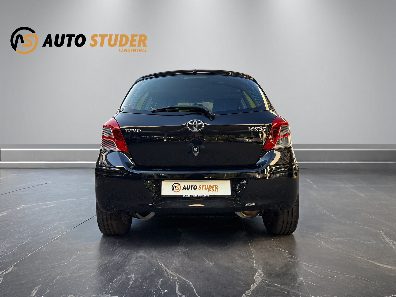 TOYOTA Yaris 1.33 VVT-i Linea Luna-image-9