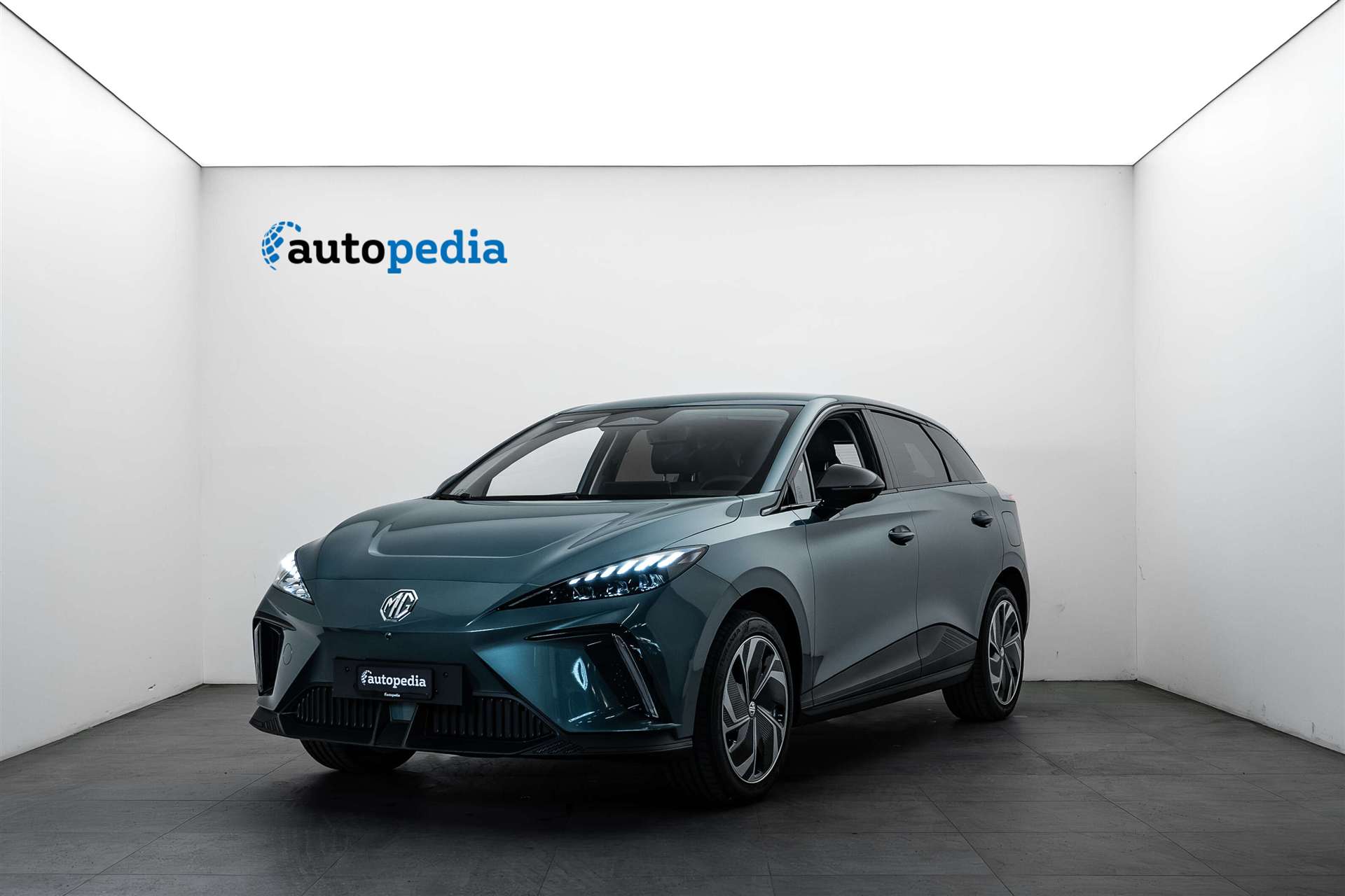 MG MG 4 EV 64kWh Premium Facelift Automat