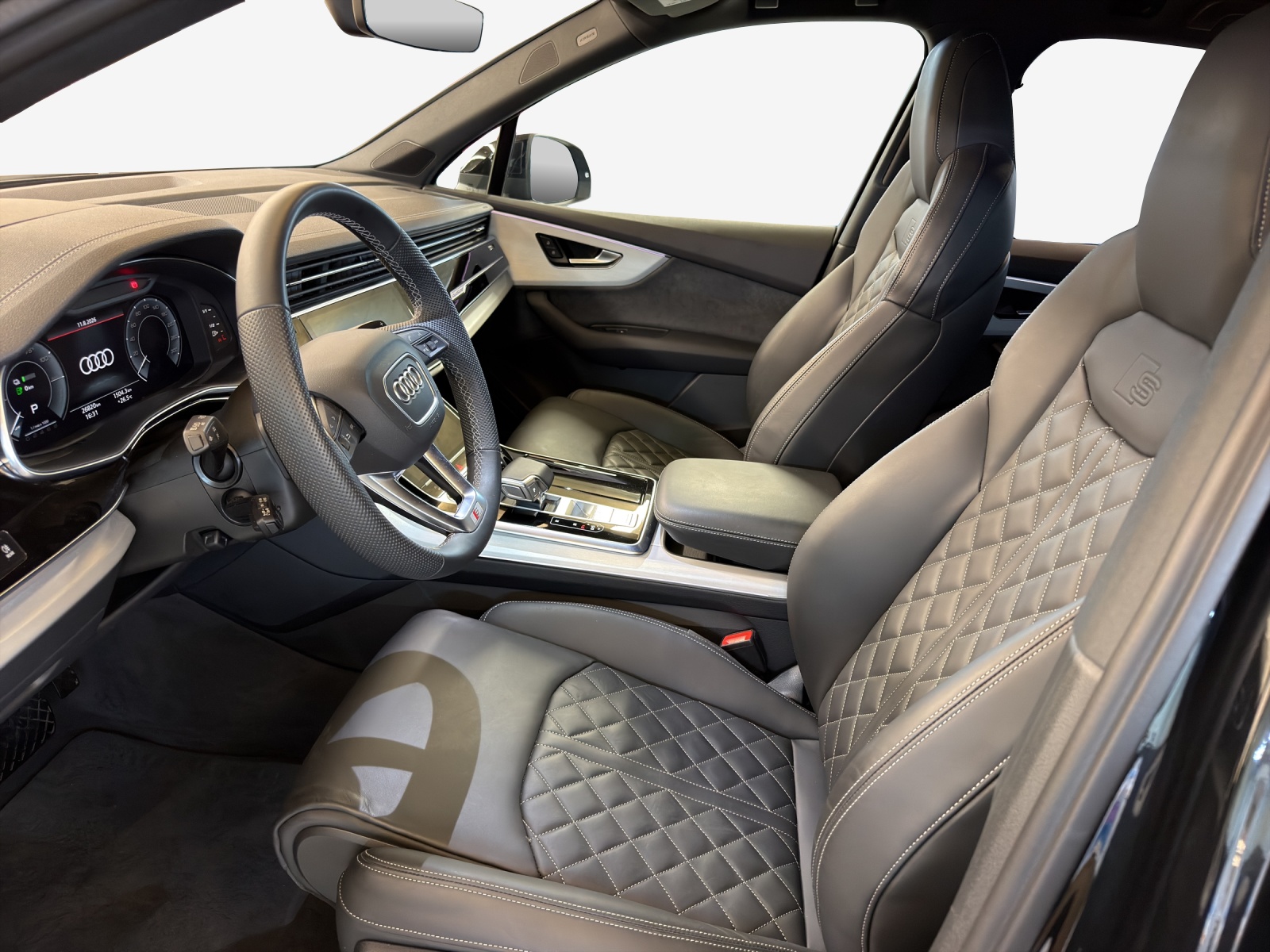 AUDI Q7 SUV TFSI e quattro 290 kW S line tiptronic-image-7