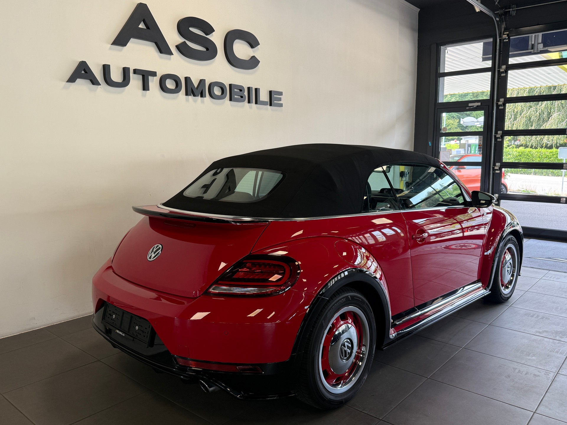 VW Beetle Cabriolet 2.0 TSI BMT R-Line DSG-showroom-element-3
