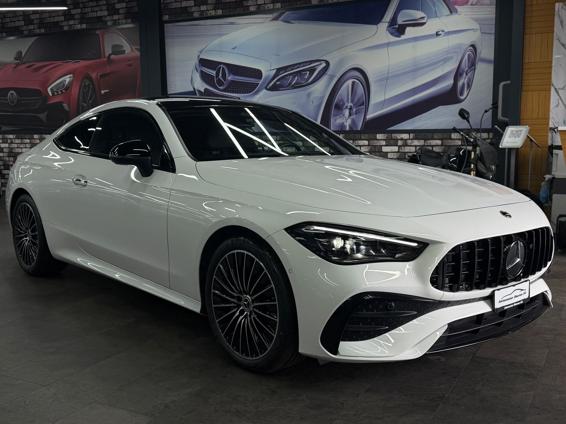MERCEDES-BENZ CLE 200 Coupé 4Matic 9G-Tronic-showroom-element-3