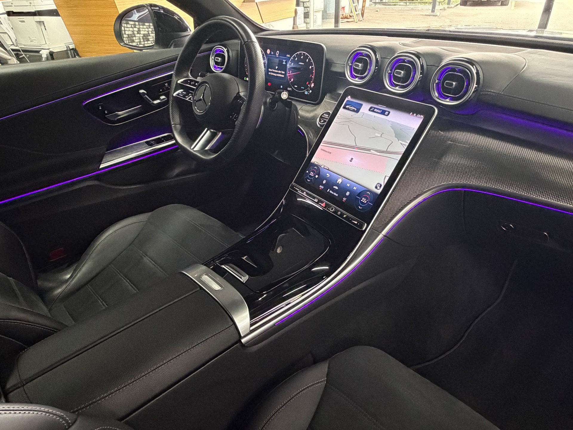 MERCEDES-BENZ CLE 200 Coupé 4Matic 9G-Tronic-image-25
