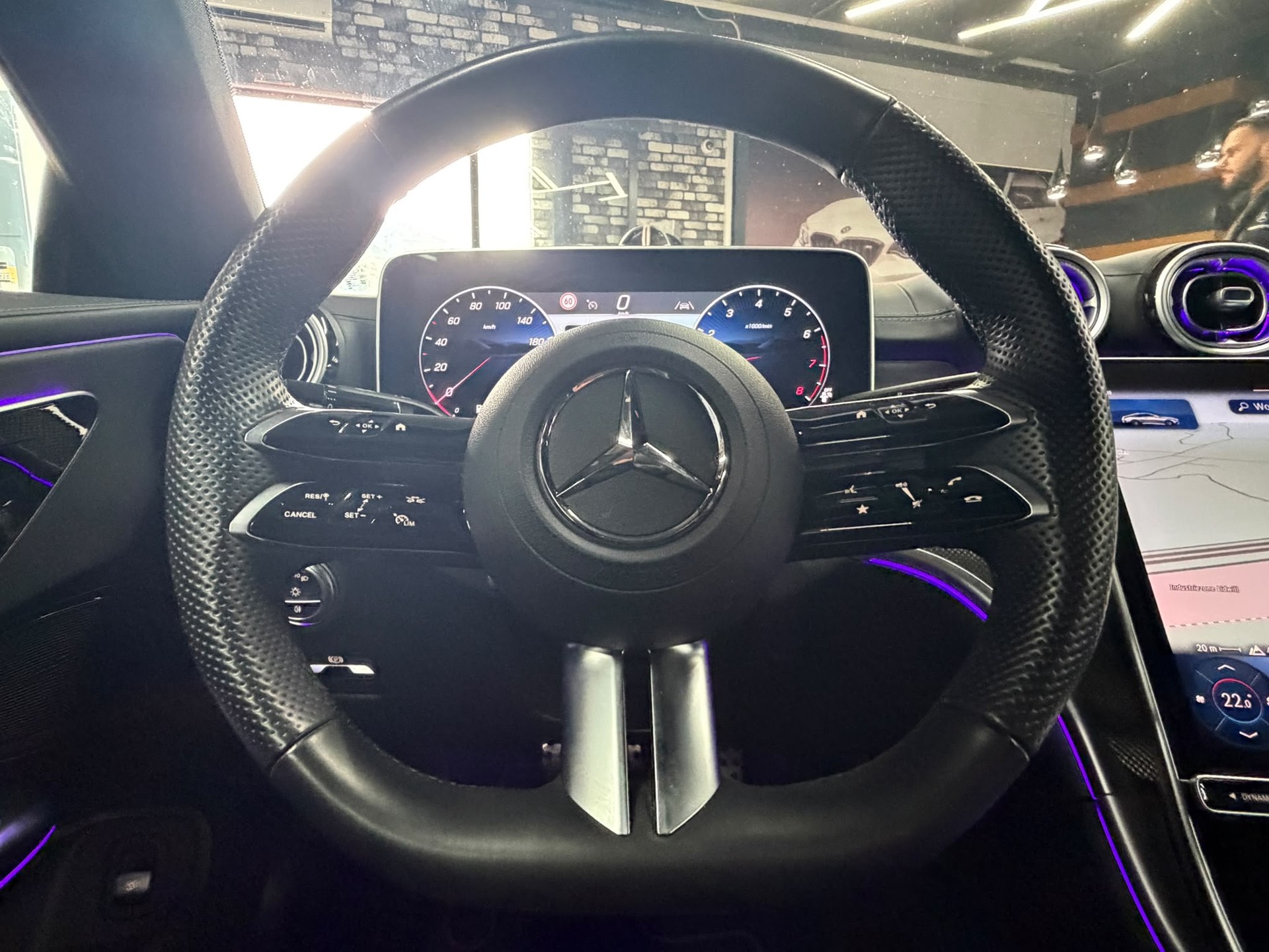 MERCEDES-BENZ CLE 200 Coupé 4Matic 9G-Tronic-image-14