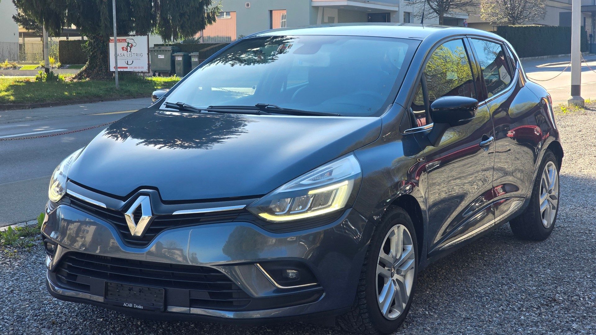 RENAULT Clio 1.5 dCi Intens EDC-image-0