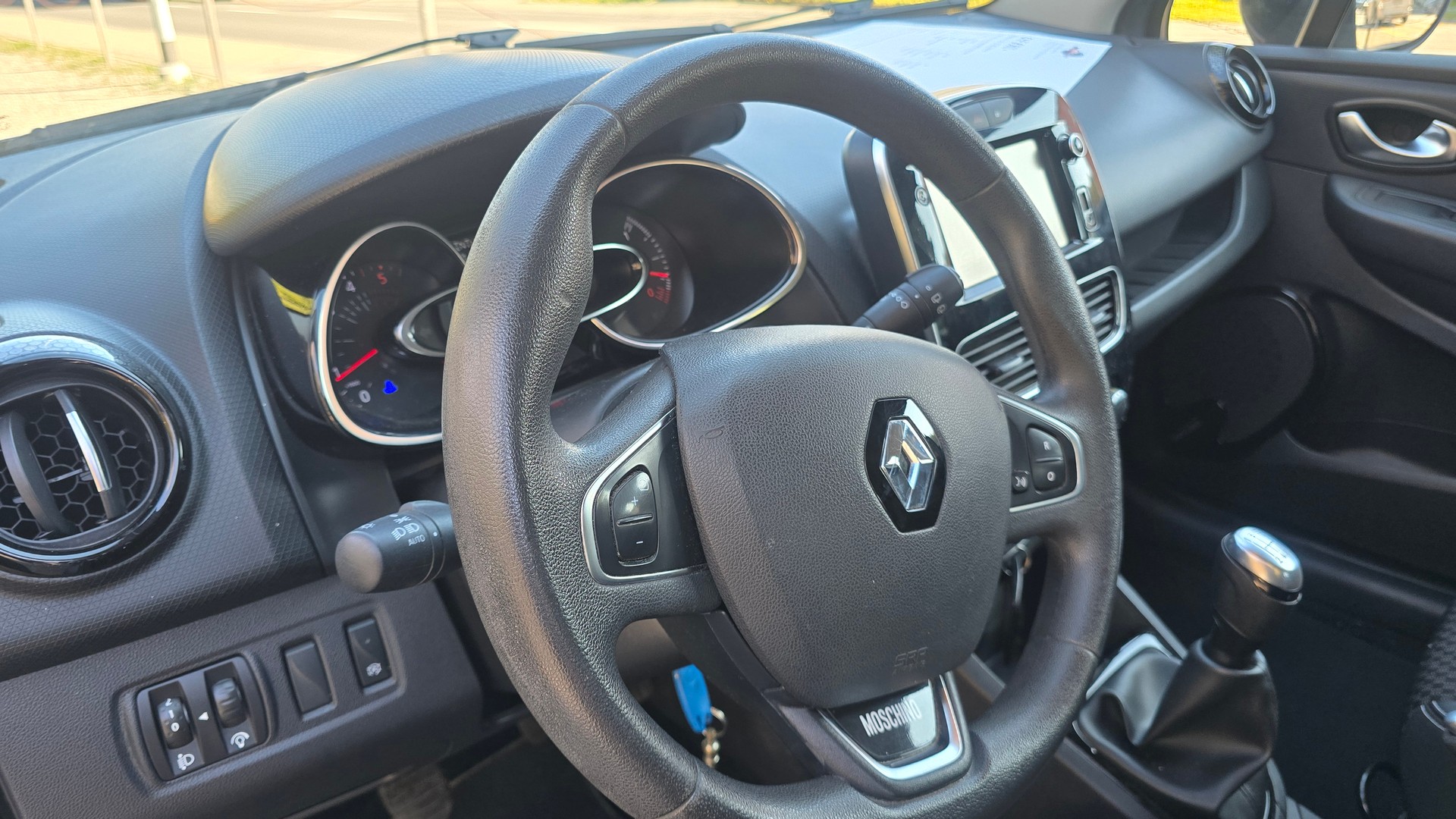 RENAULT Clio 1.5 dCi Intens EDC-image-11